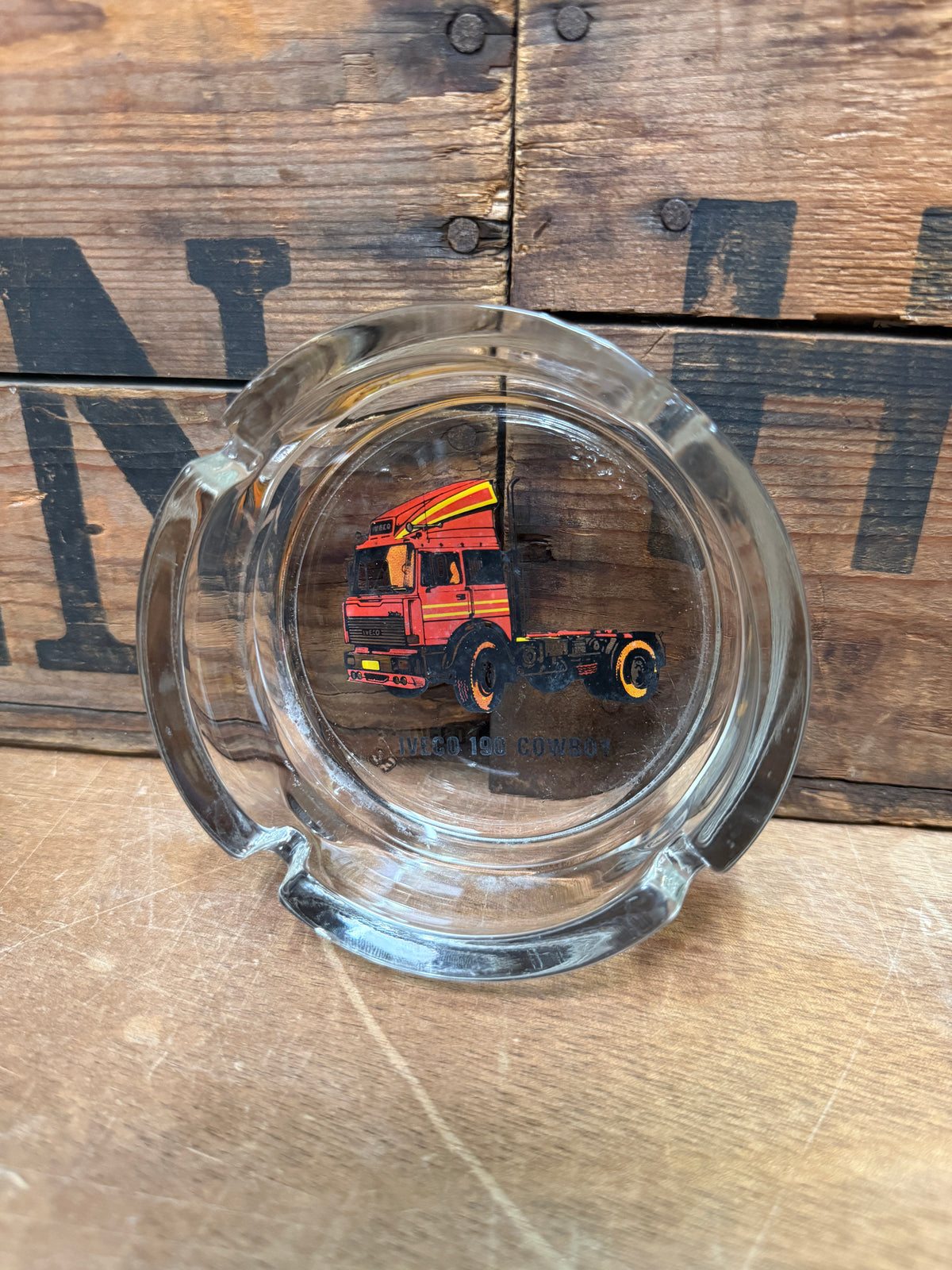 Vintage Iveco 190 Cowboy glazen reclameasbak