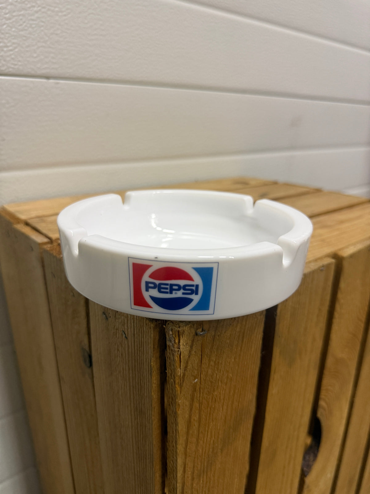 Pepsi witte opaalglazen reclameasbak