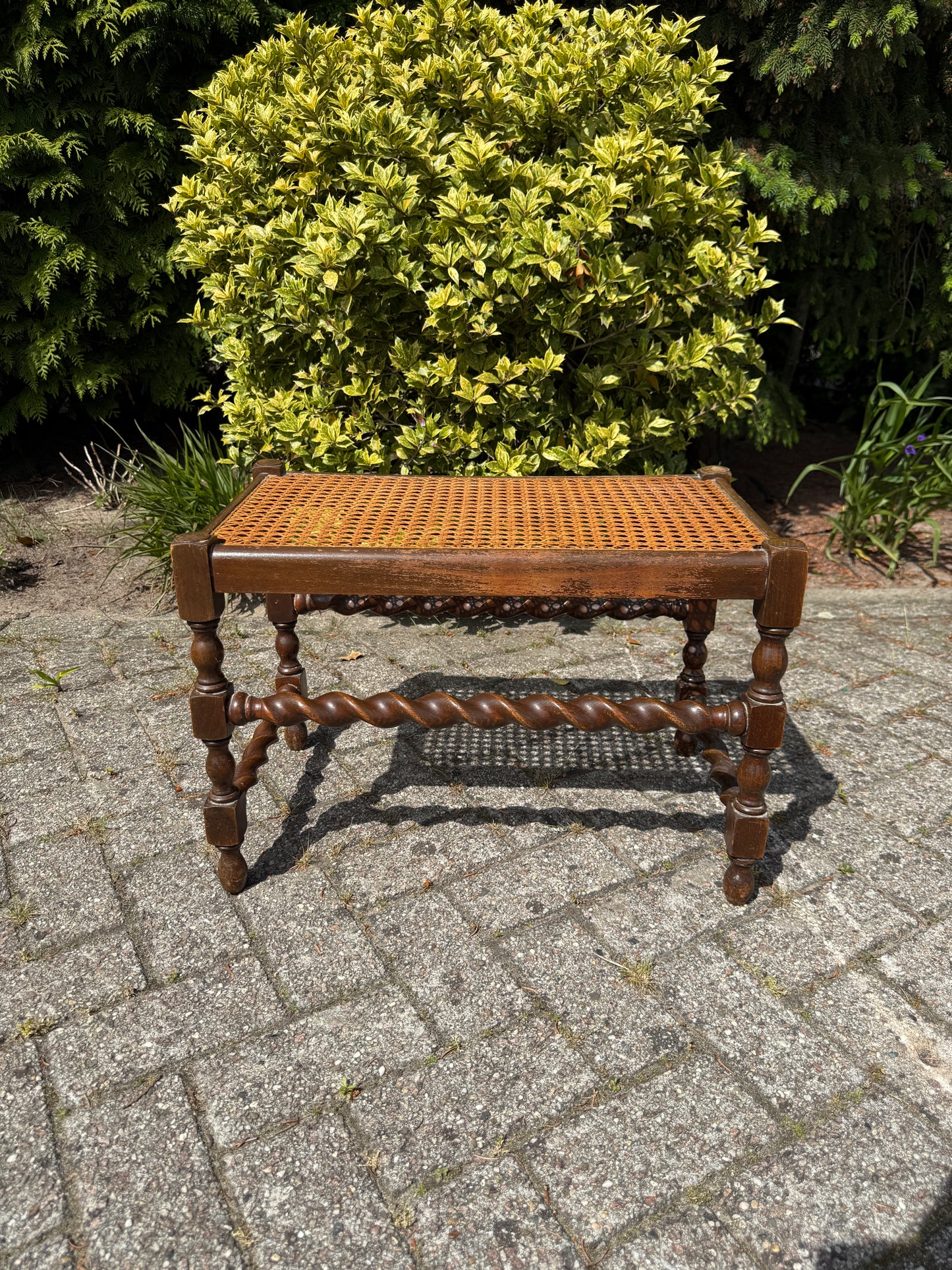 Vintage Houten Krukje met Webbing Zitting
