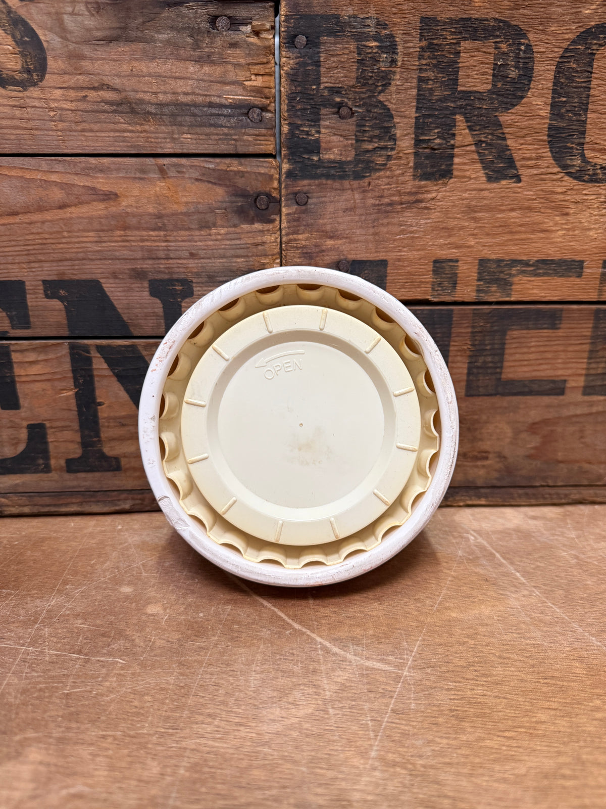 Vintage Amstel Bier nietroker aardewerk asbak