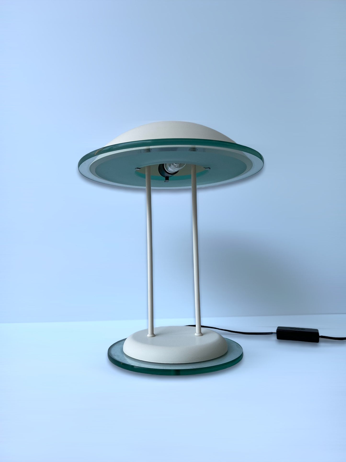 Vintage Herda Table Lamp