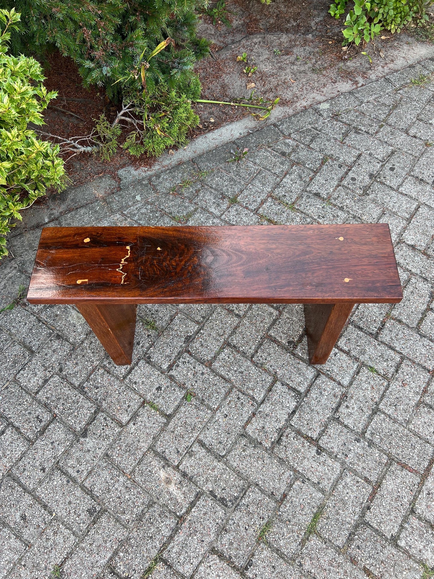 Gerestaureerde houten bank