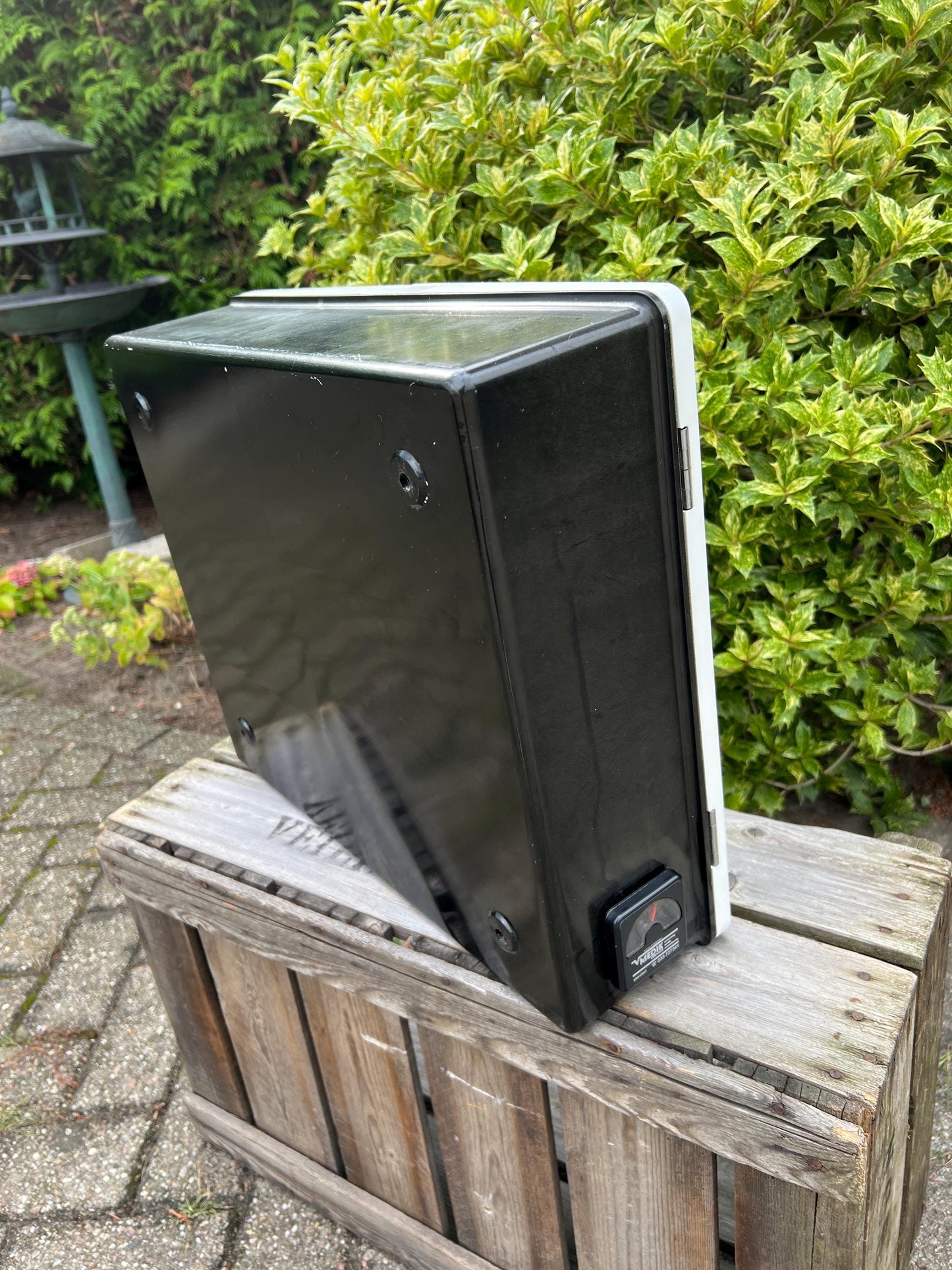 Vintage Double Medicine Cabinet, Bakelite Black White Design, Wall Cabinet with Celcius Thermometer, Minimal Interior Design