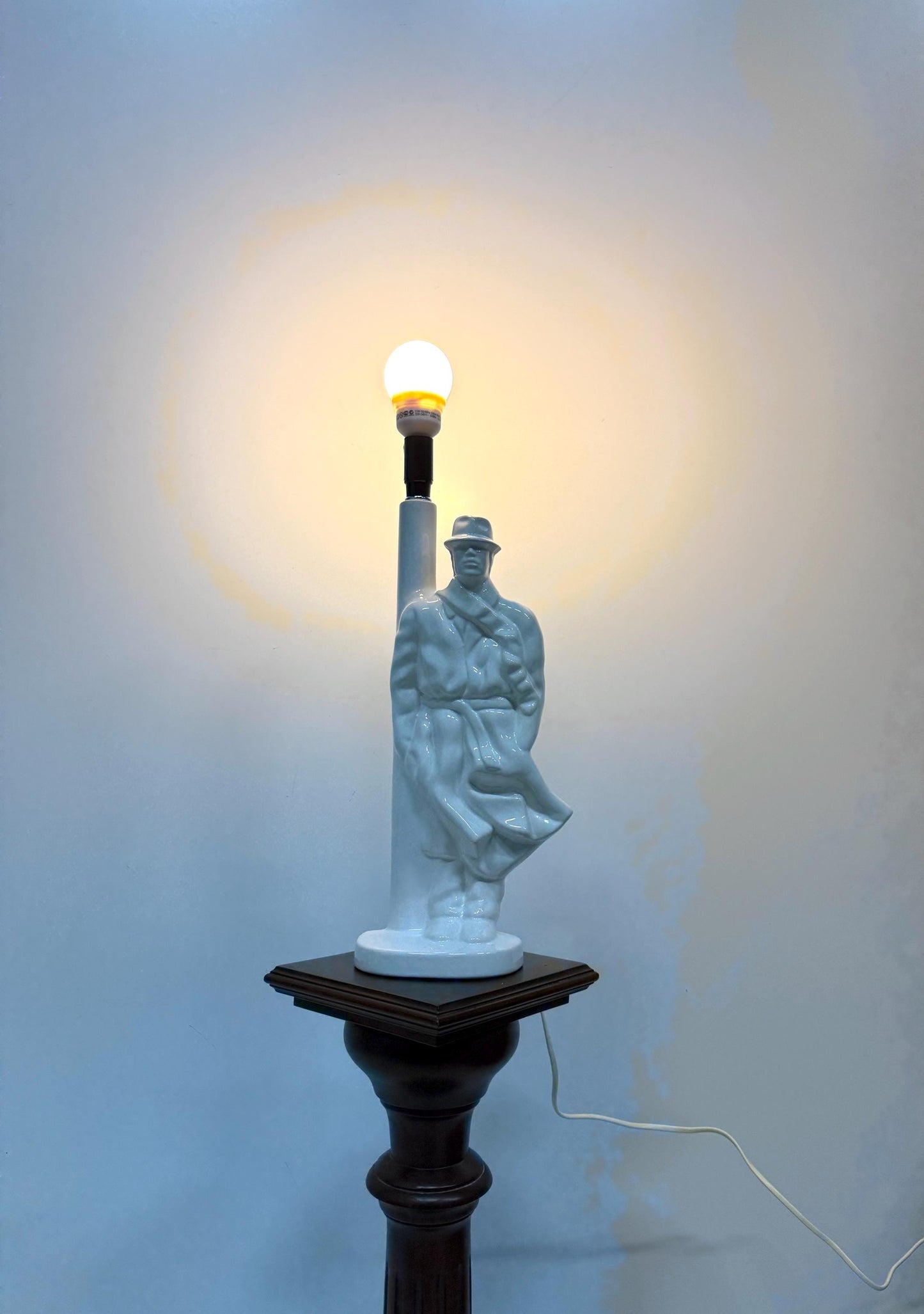 Vintage Detective Table Lamp