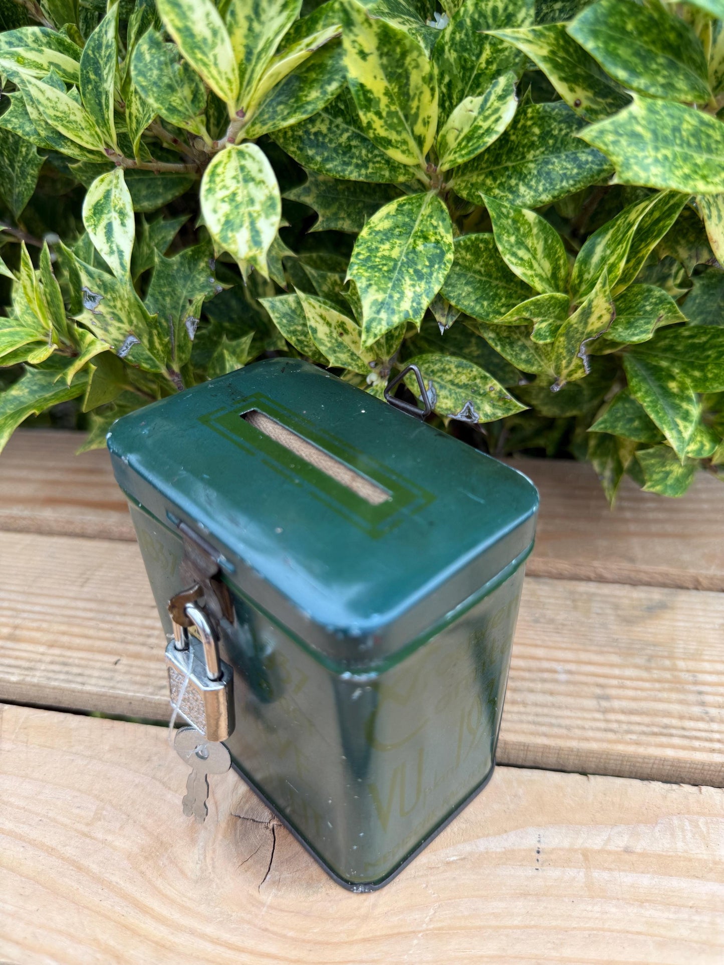 Vintage 1930s “Vrye Universiteit Donation Tin Box, Green Metal Collecte Bank With Lock And Keys, Wall Mount Charity Box, Dutch Collectible