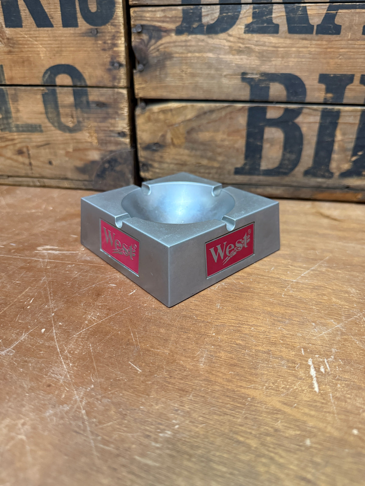 Vintage West Cigarettes metalen reclame asbak