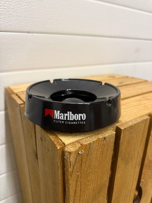 Marlboro zwarte Ornamin reclameasbak