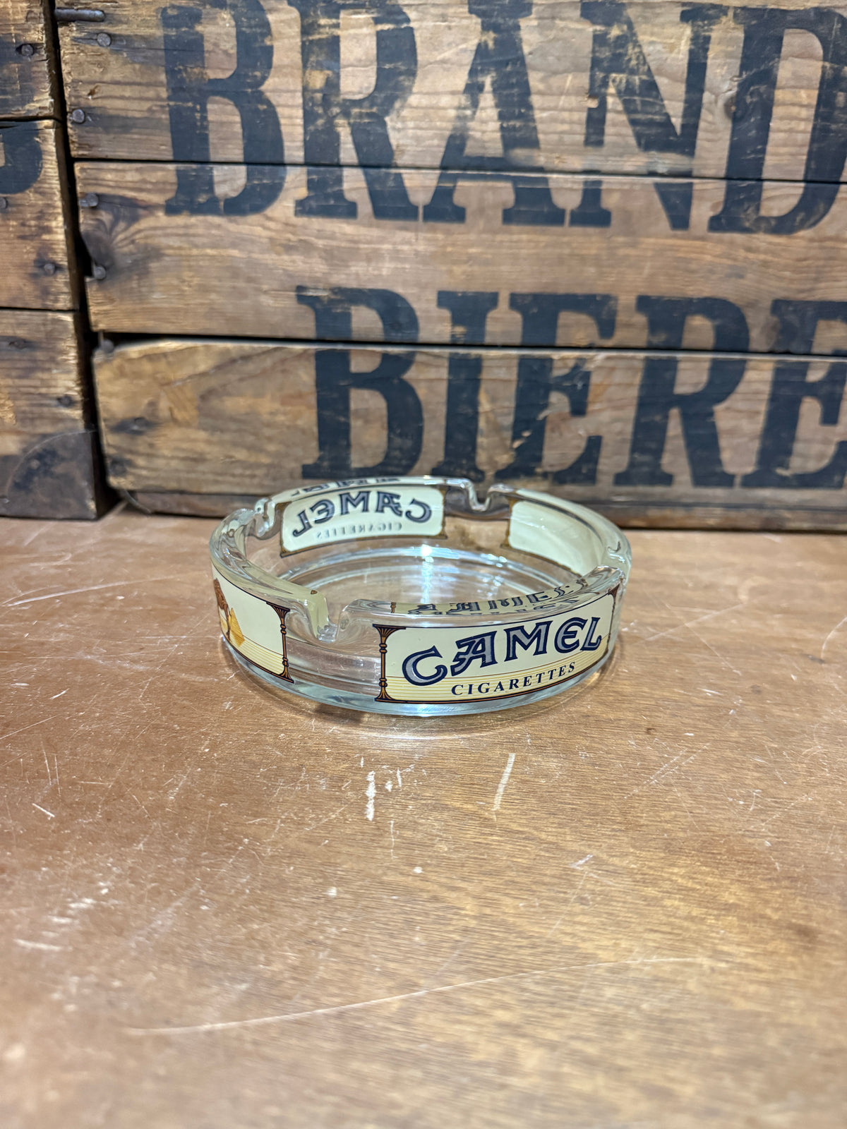 Camel ronde reclameasbak