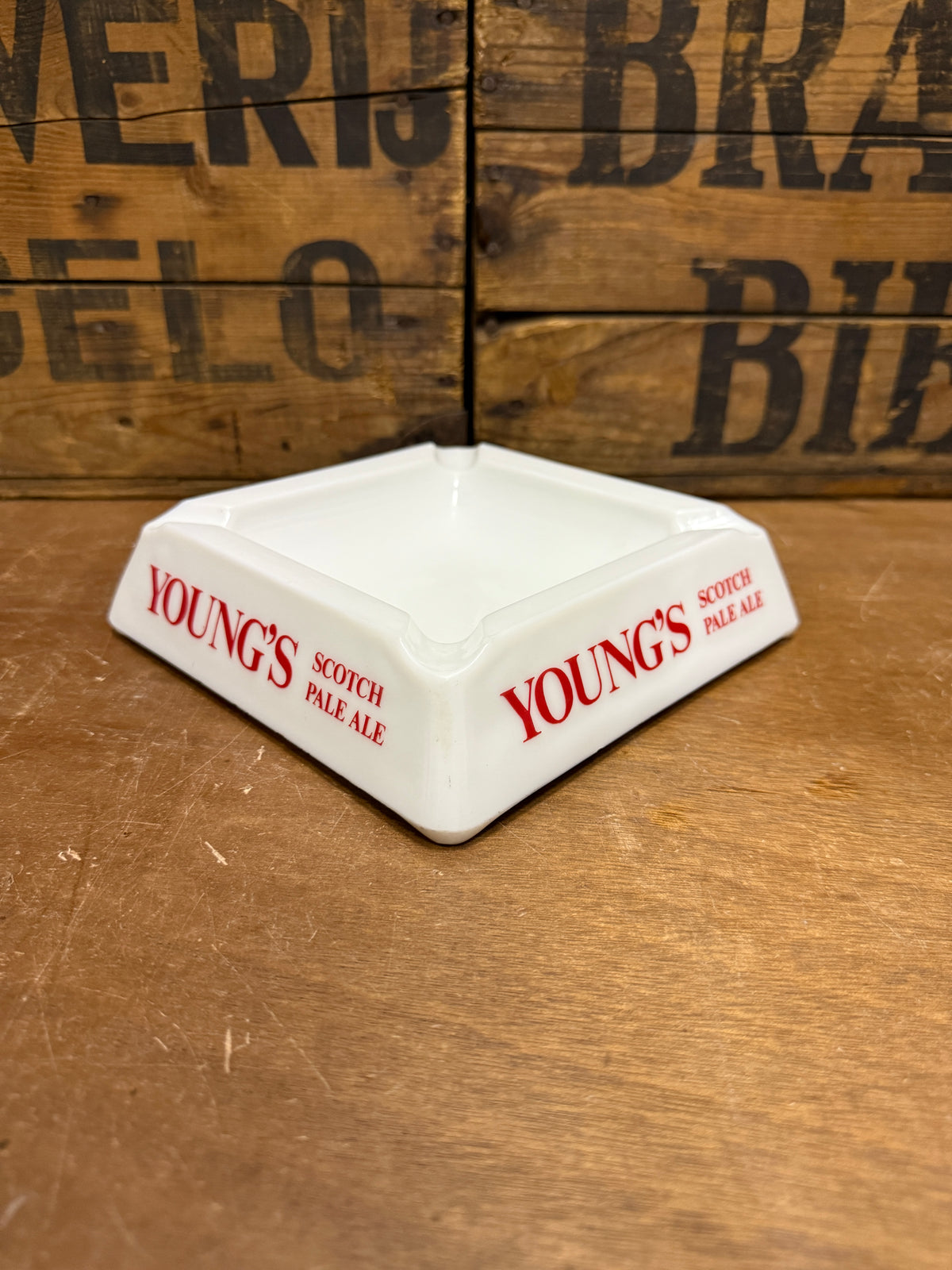 Vintage Young's Scotch Pale Ale reclameasbak
