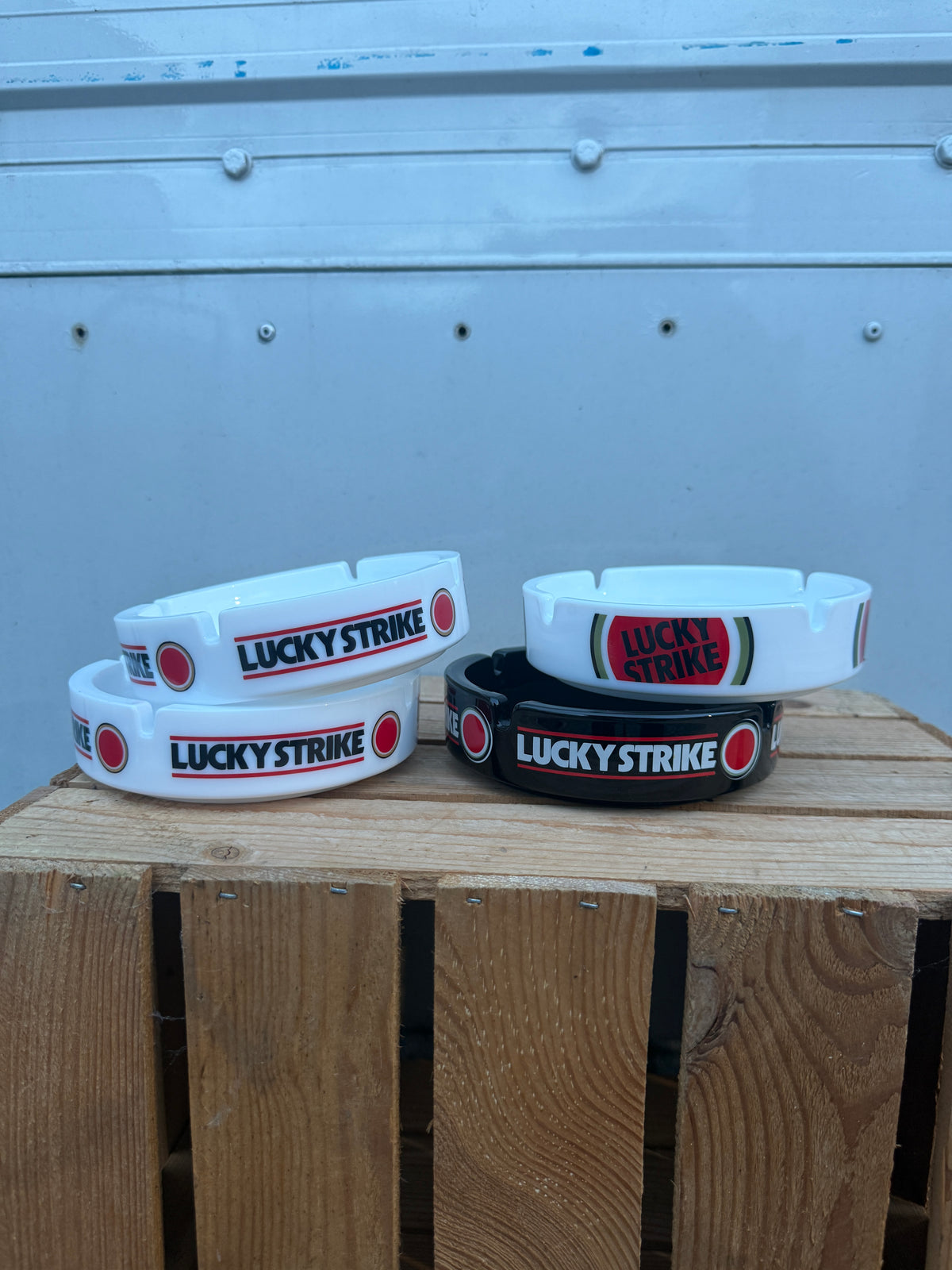 Lucky Strike ronde reclameasbak