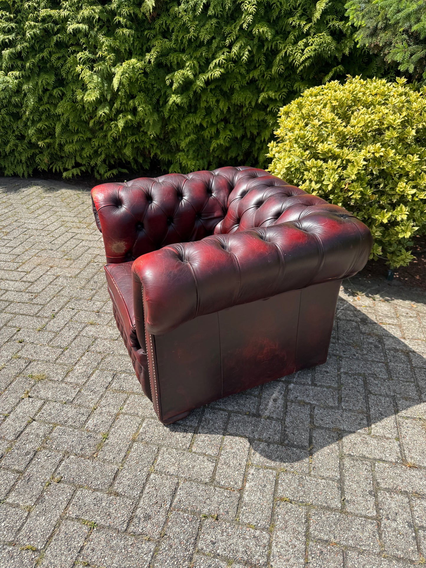 Vintage Chesterfield stijl fauteuil