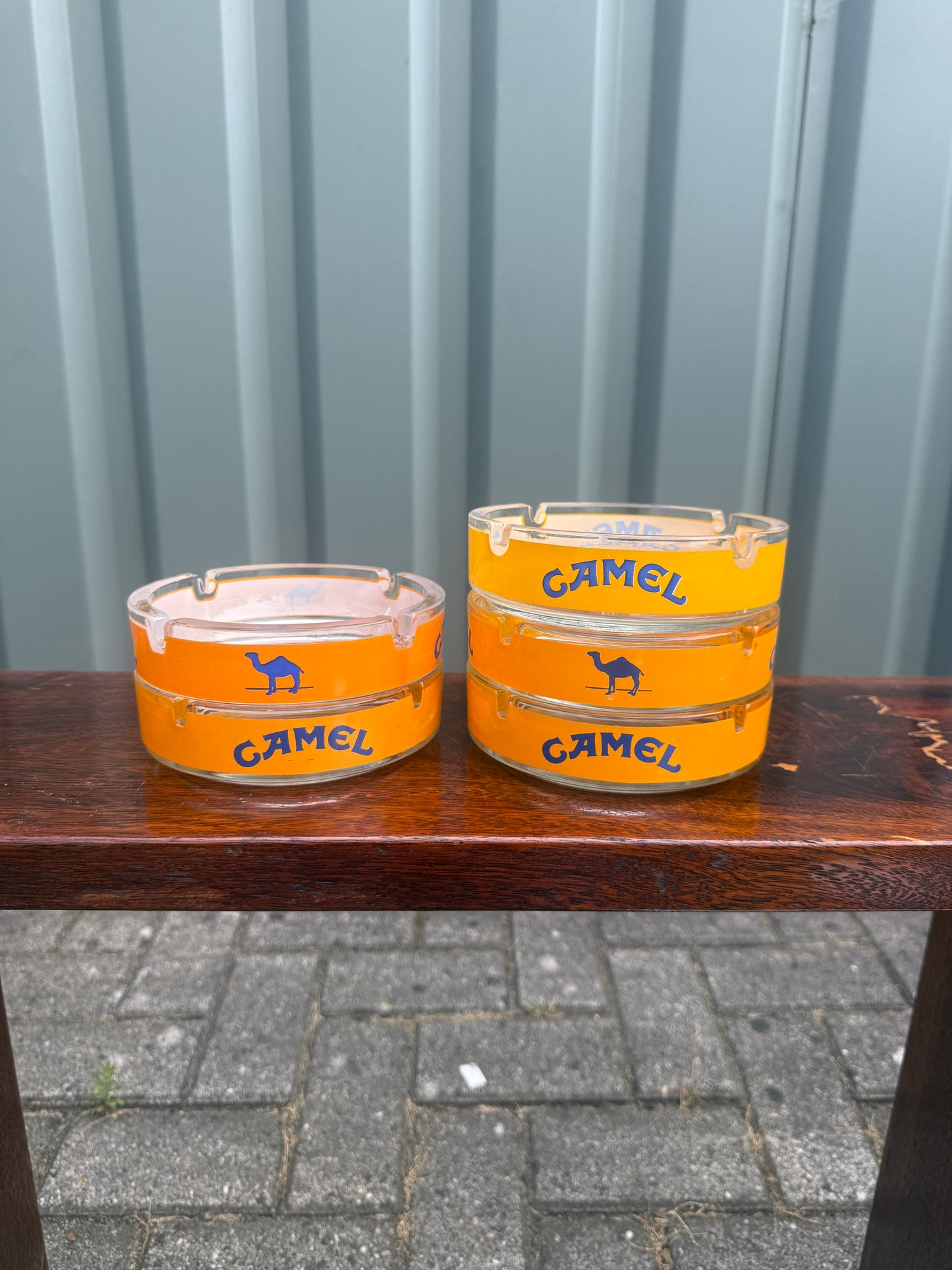 Camel reclame asbak, lichte oneffenheden