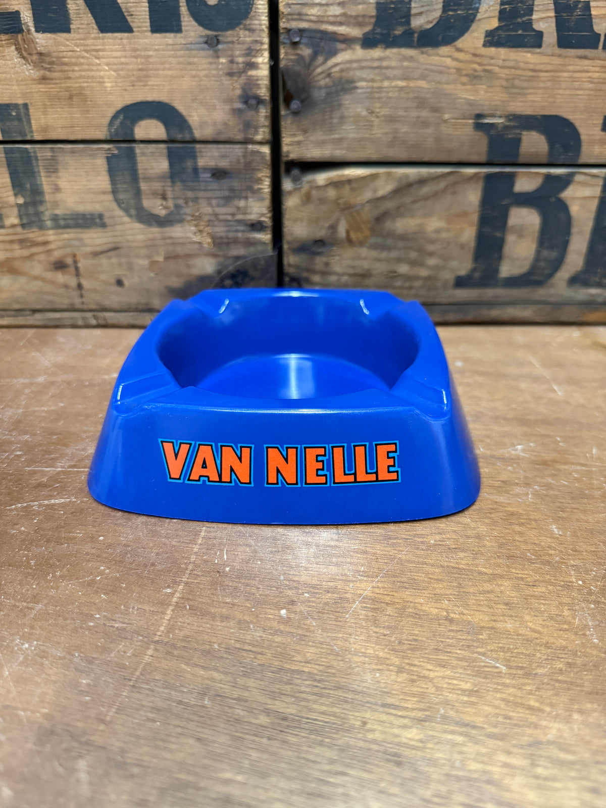 Van Nelle kunststof reclameasbak