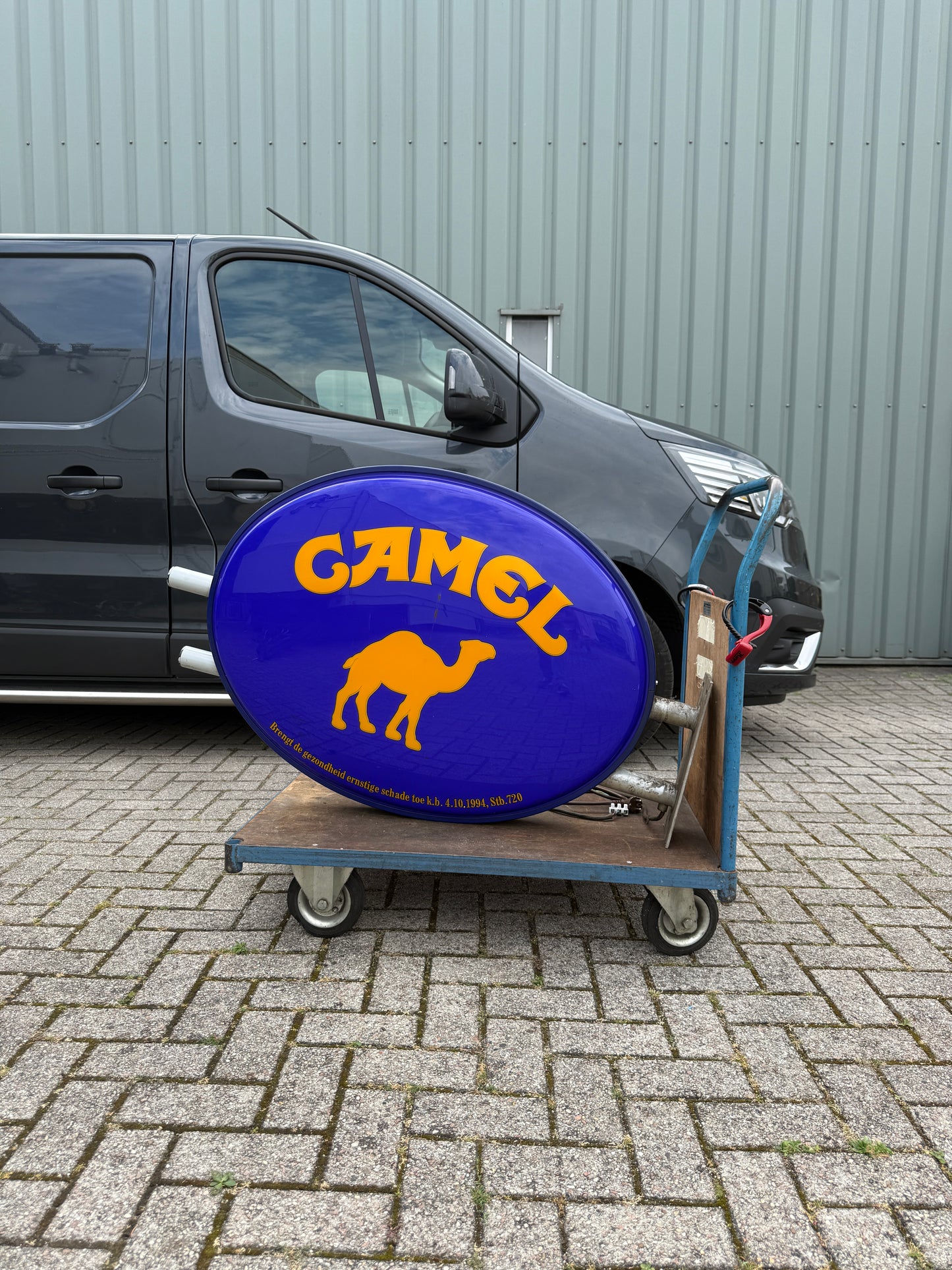 Vintage Camel lichtbak dubbelzijdig (Alleen ophalen mogelijk)
