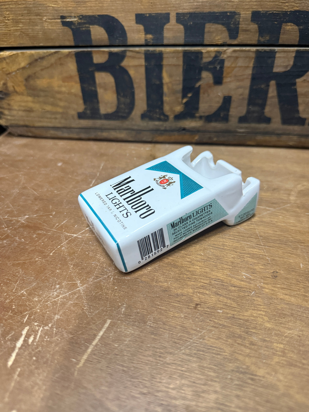 pakvormige reclameasbakken