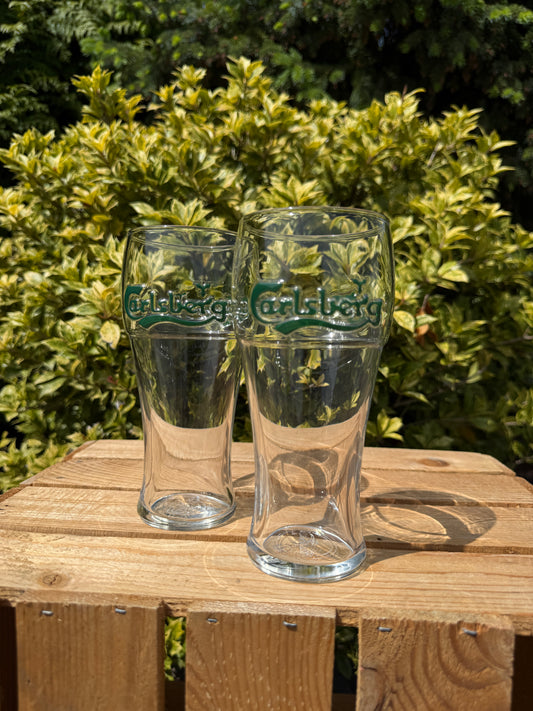 Set 2 vintage Carlsberg bierglazen 3D logo