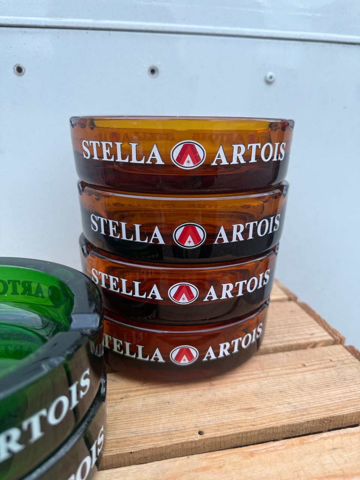 Stella Artois reclameasbak van zwaar glas
