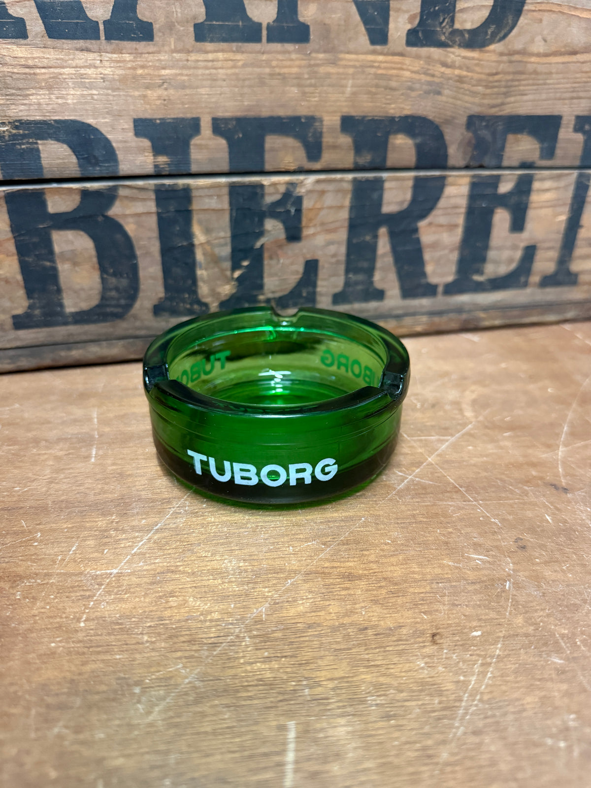 Tuborg glazen reclameasbak