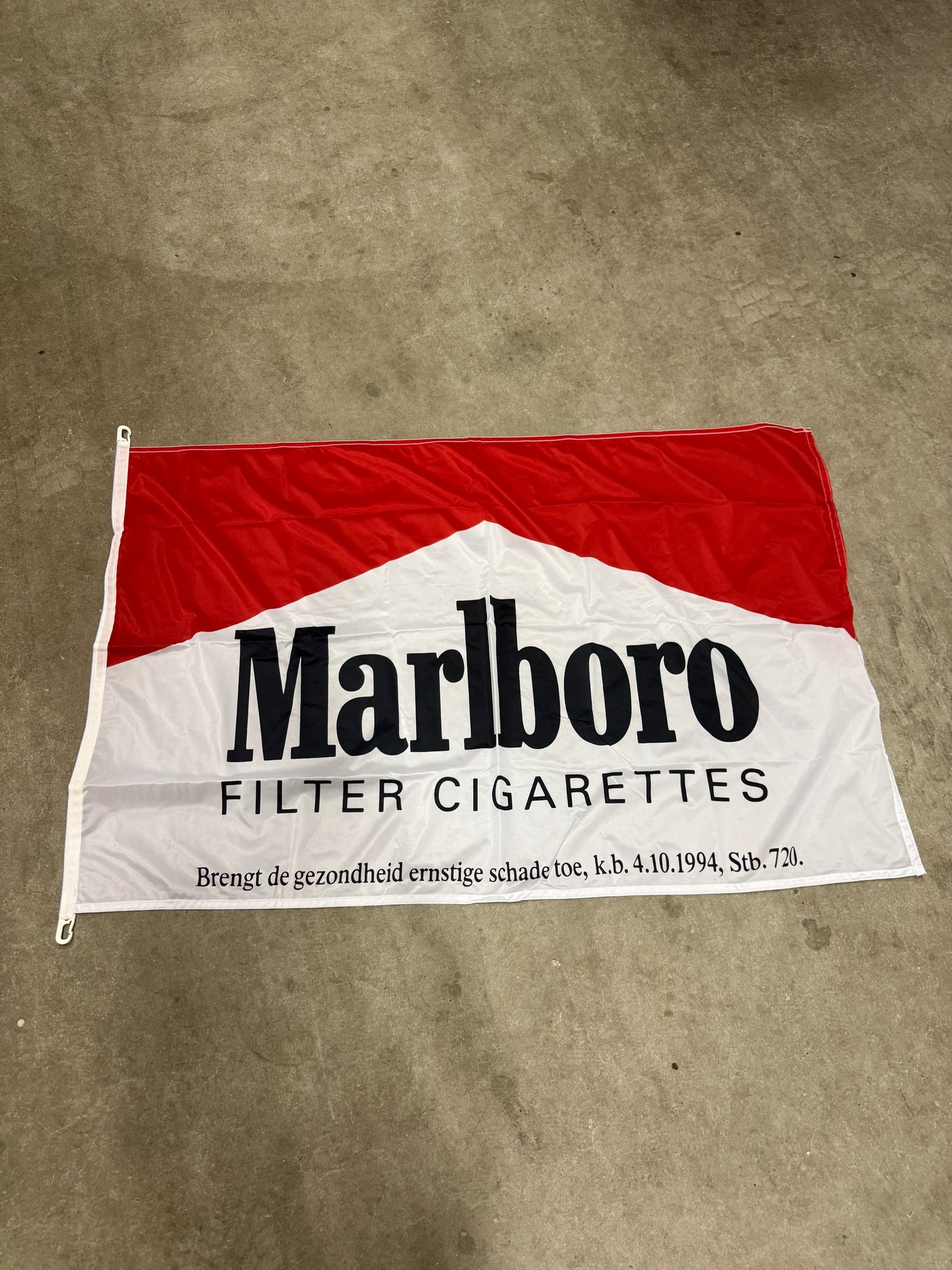 1994 Vintage Marlboro Vlag