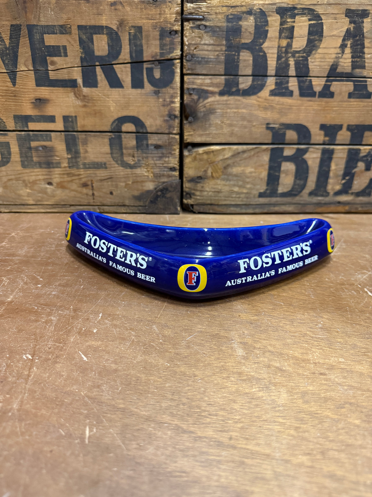 Vintage Fosters reclameasbak