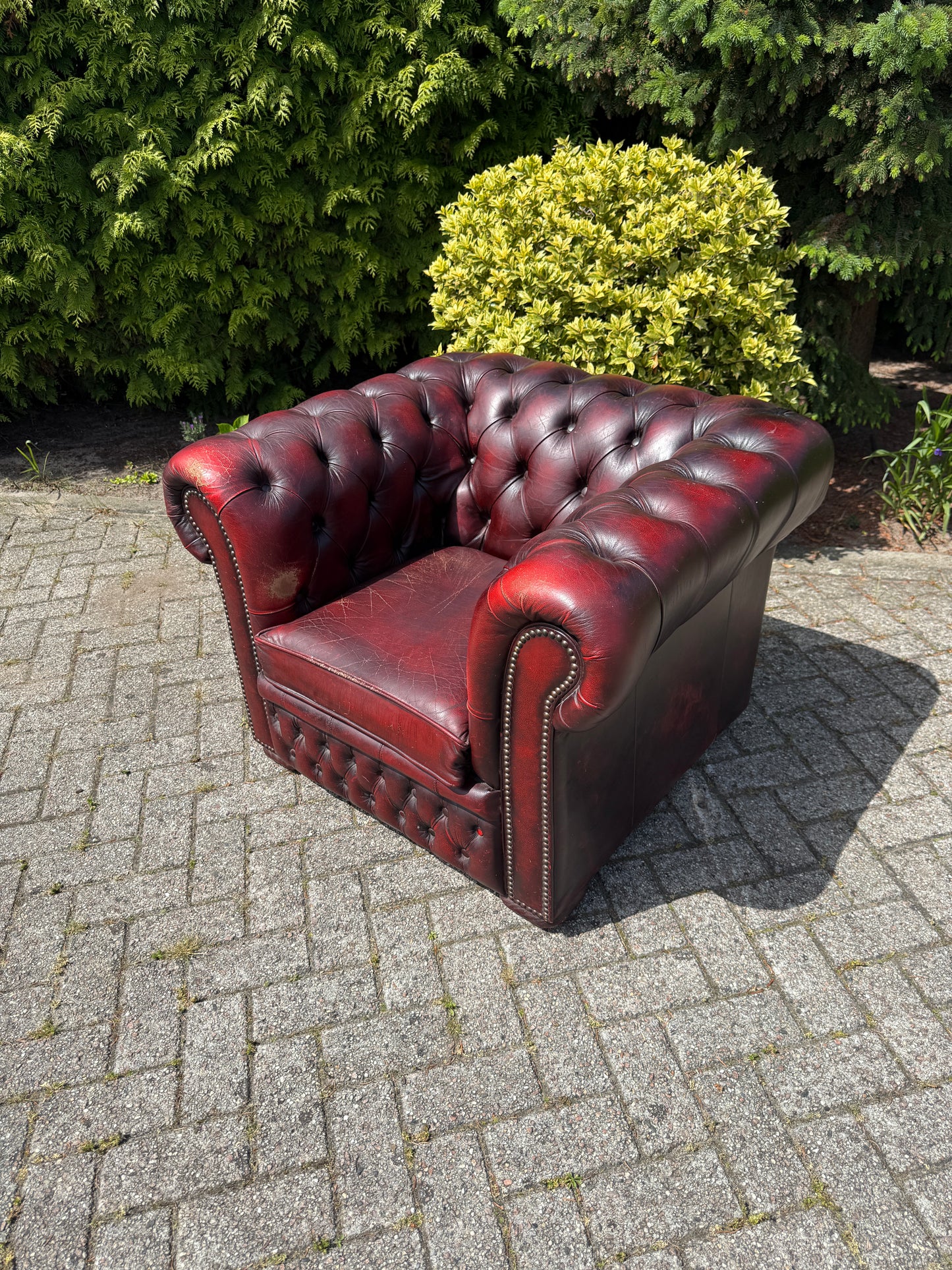 Vintage Chesterfield stijl fauteuil