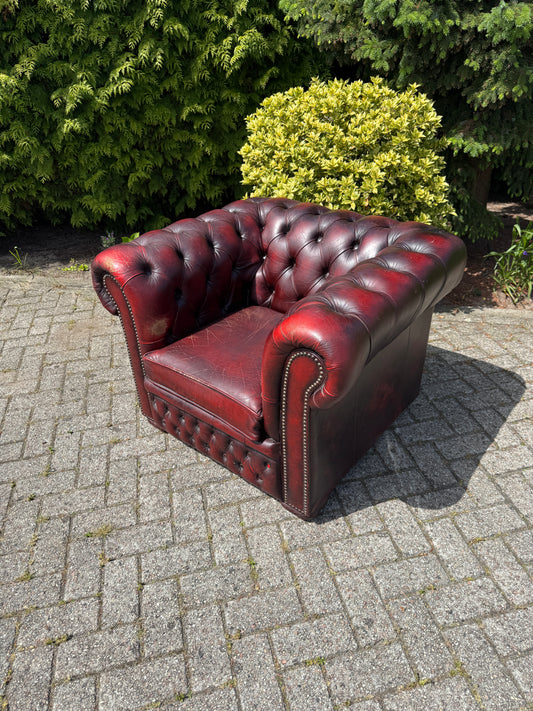 Vintage Chesterfield stijl fauteuil