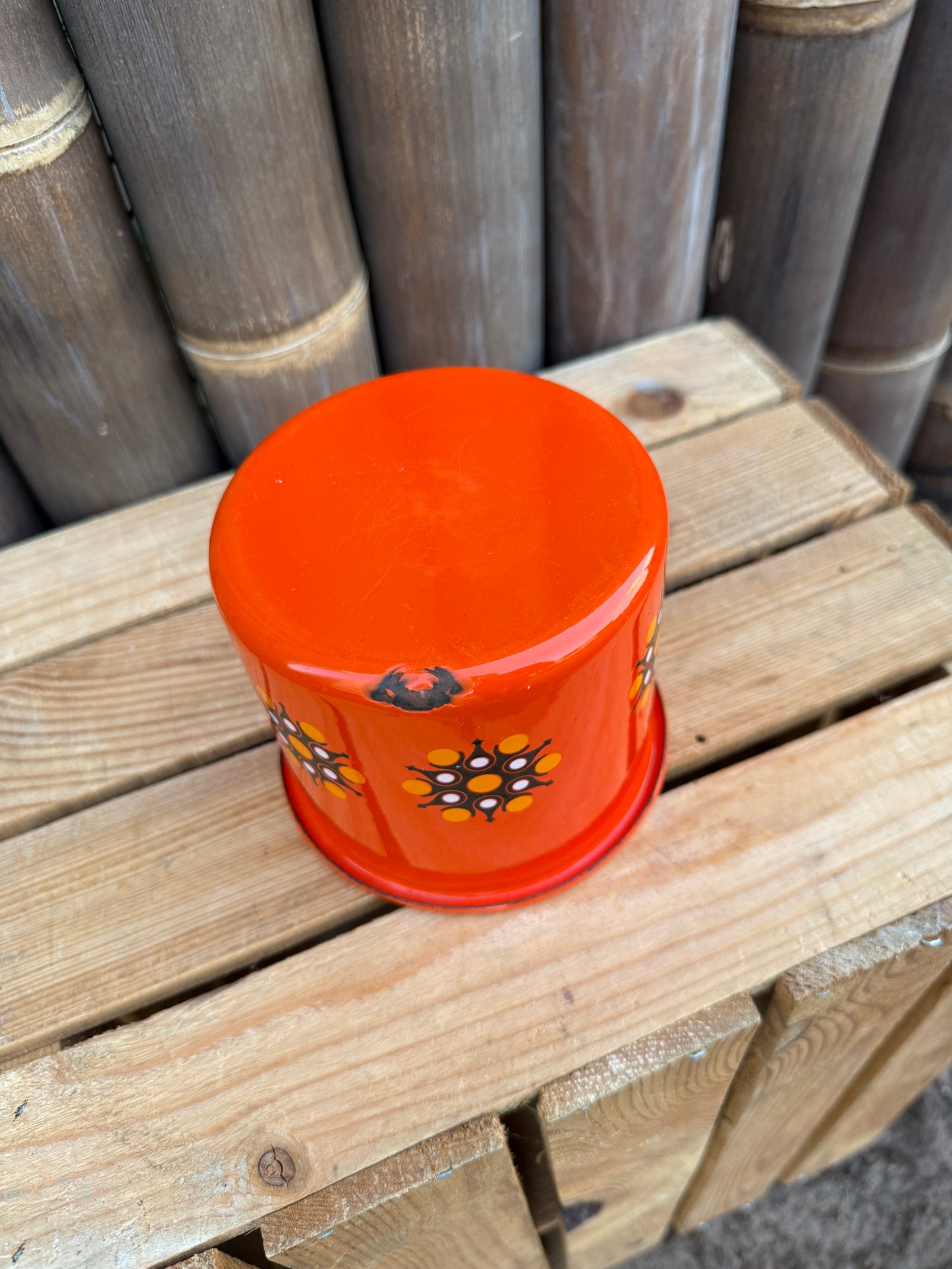 Vintage Brabantia oranje emaille bakje jaren 70
