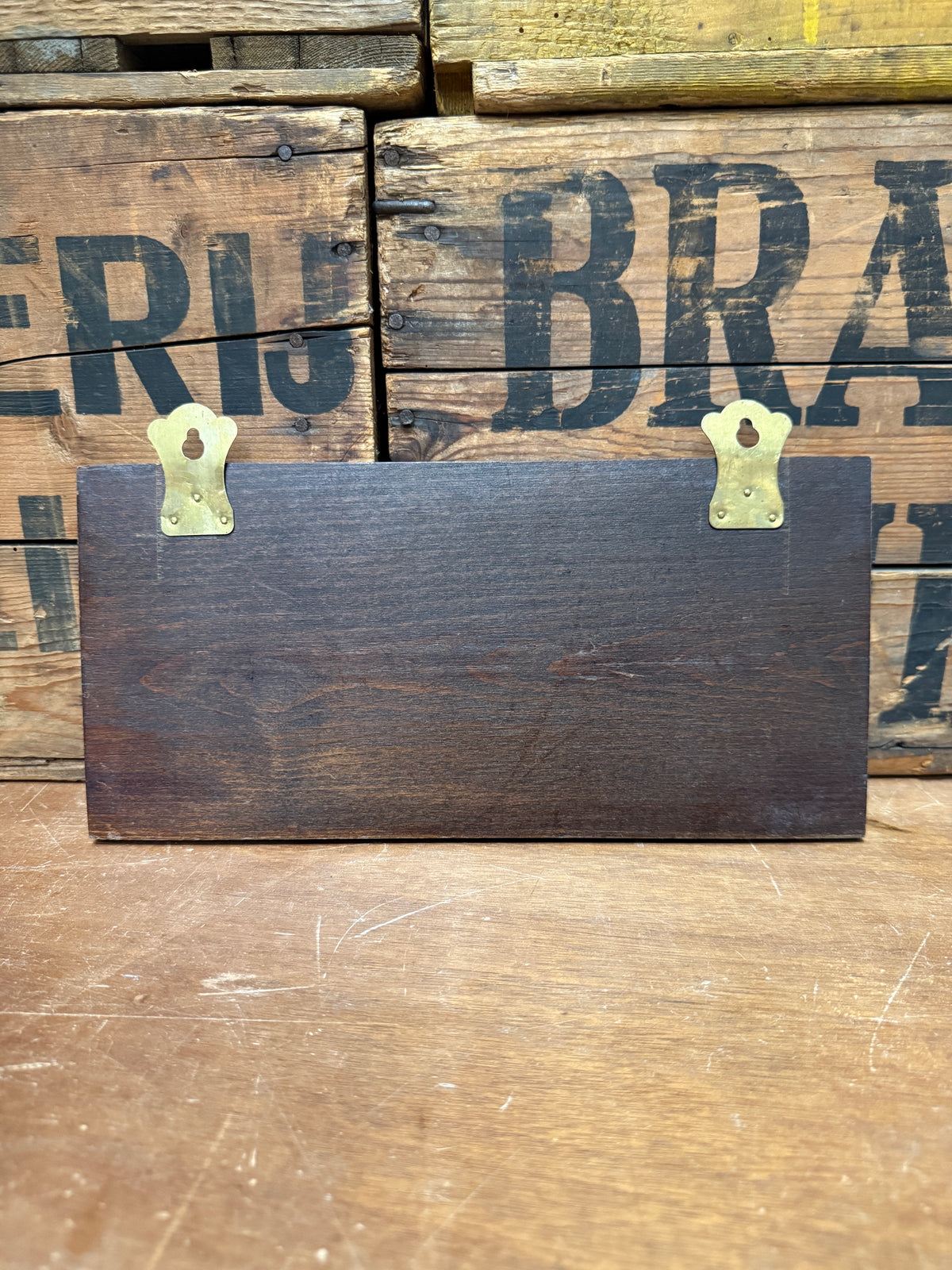Vintage houten pijpenrek met oude spreuk
