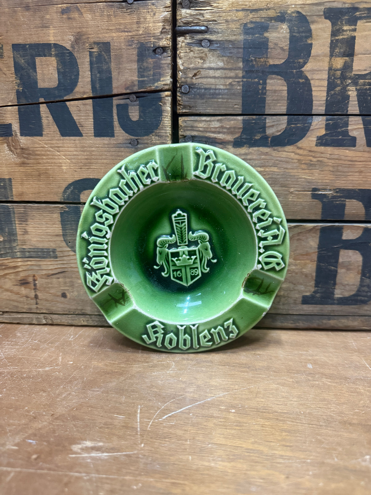 Königsbacher groene reclameasbak