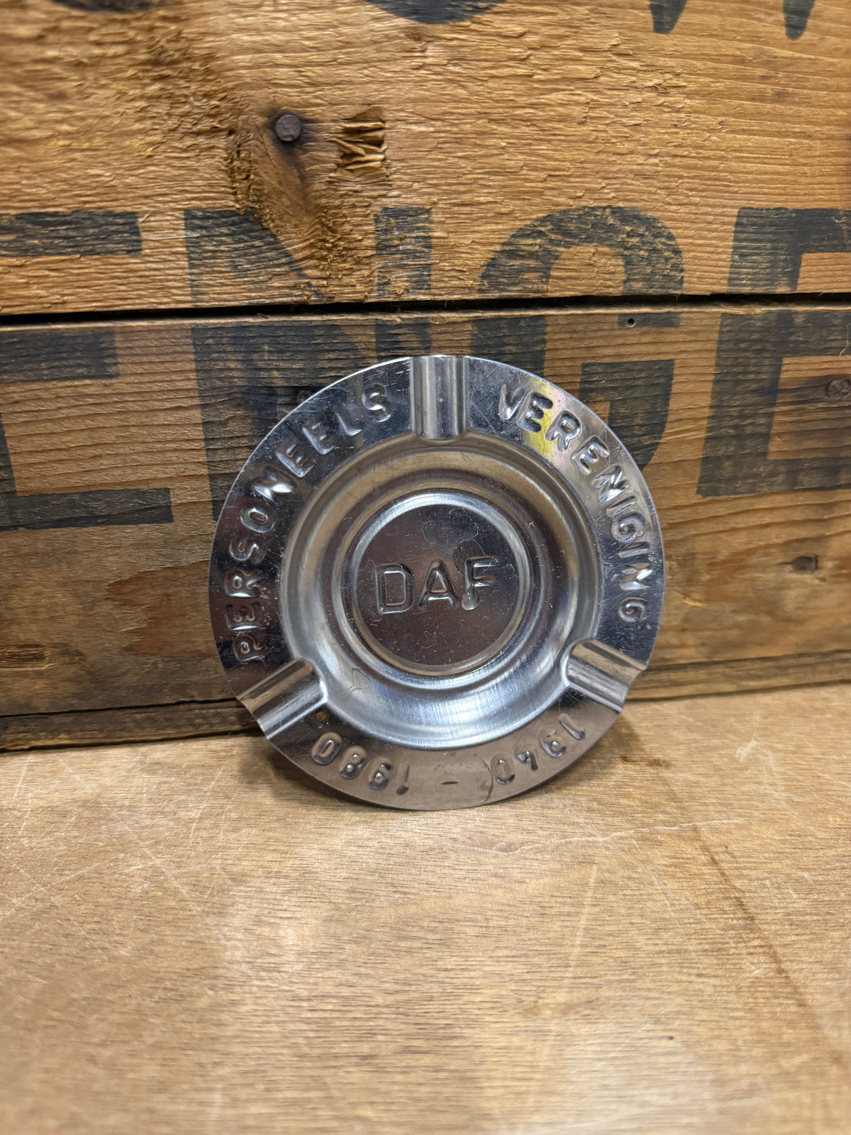 Vintage DAF Trucks metalen reclameasbakken