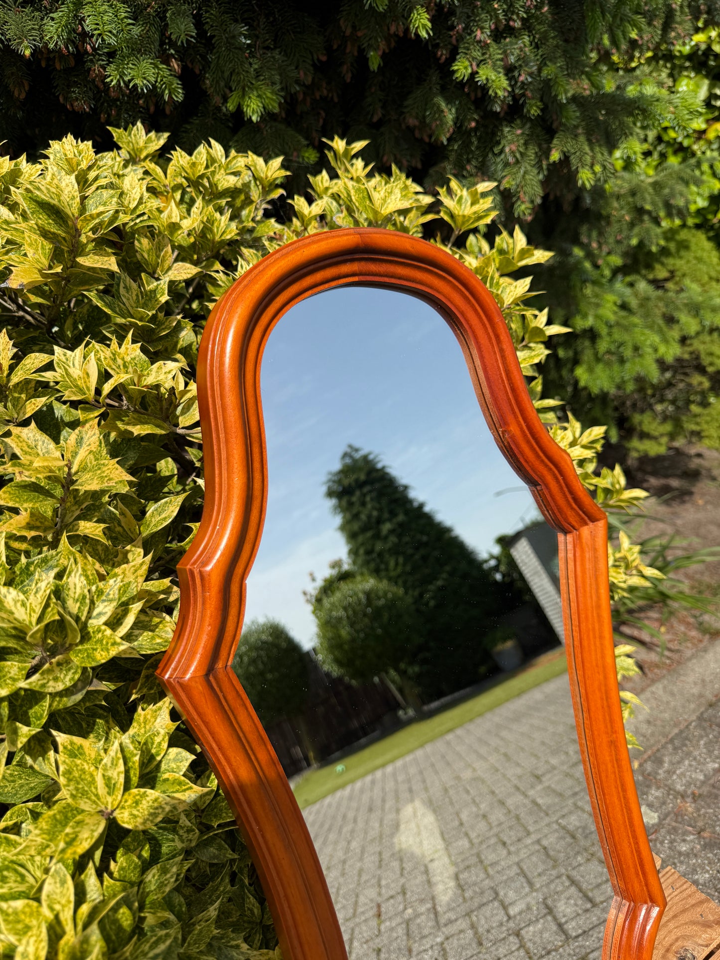 Vintage Houten Wandspiegel met Sierlijke Lijst