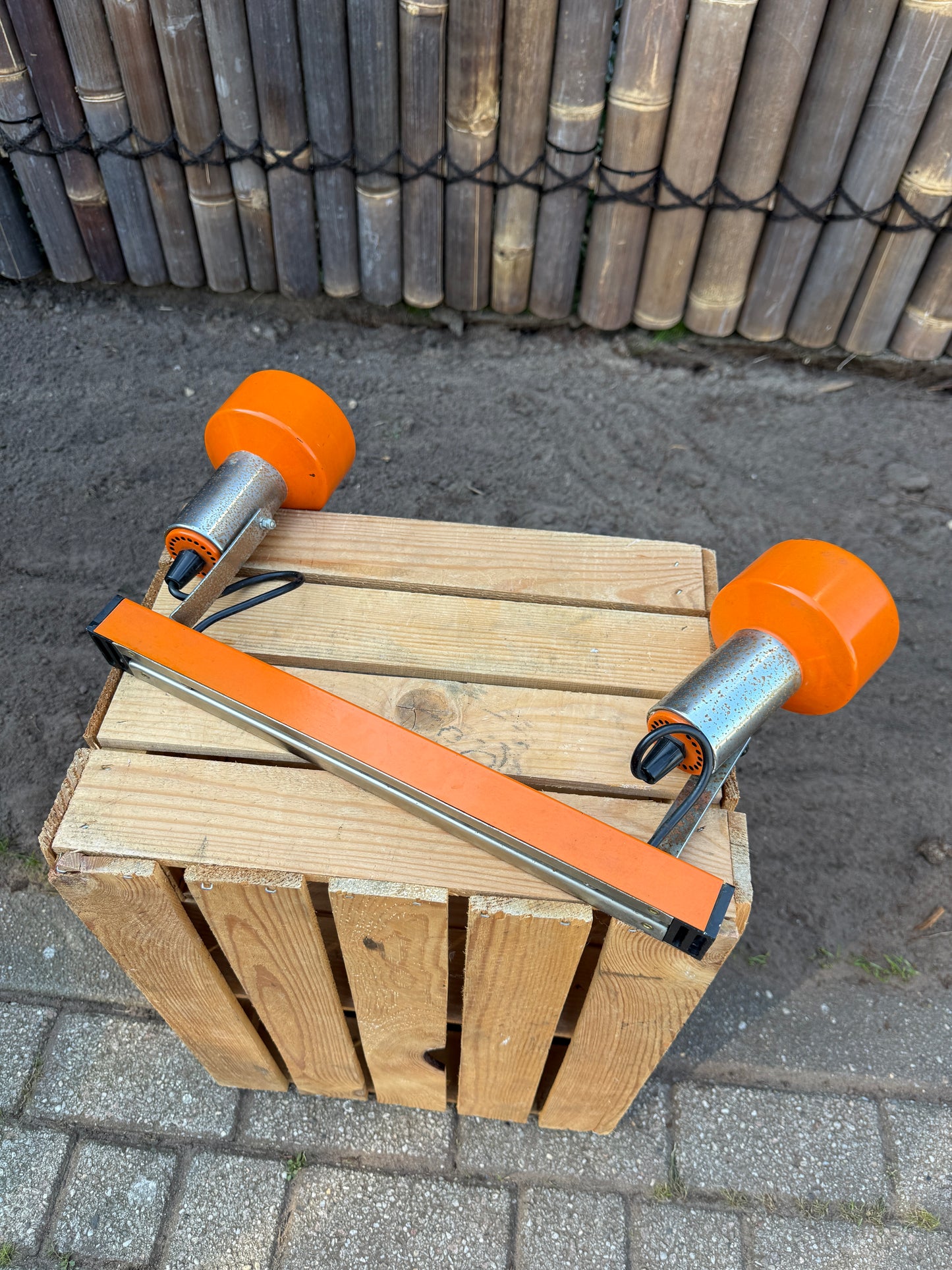 Vintage jaren 70 oranje dubbele spotlamp
