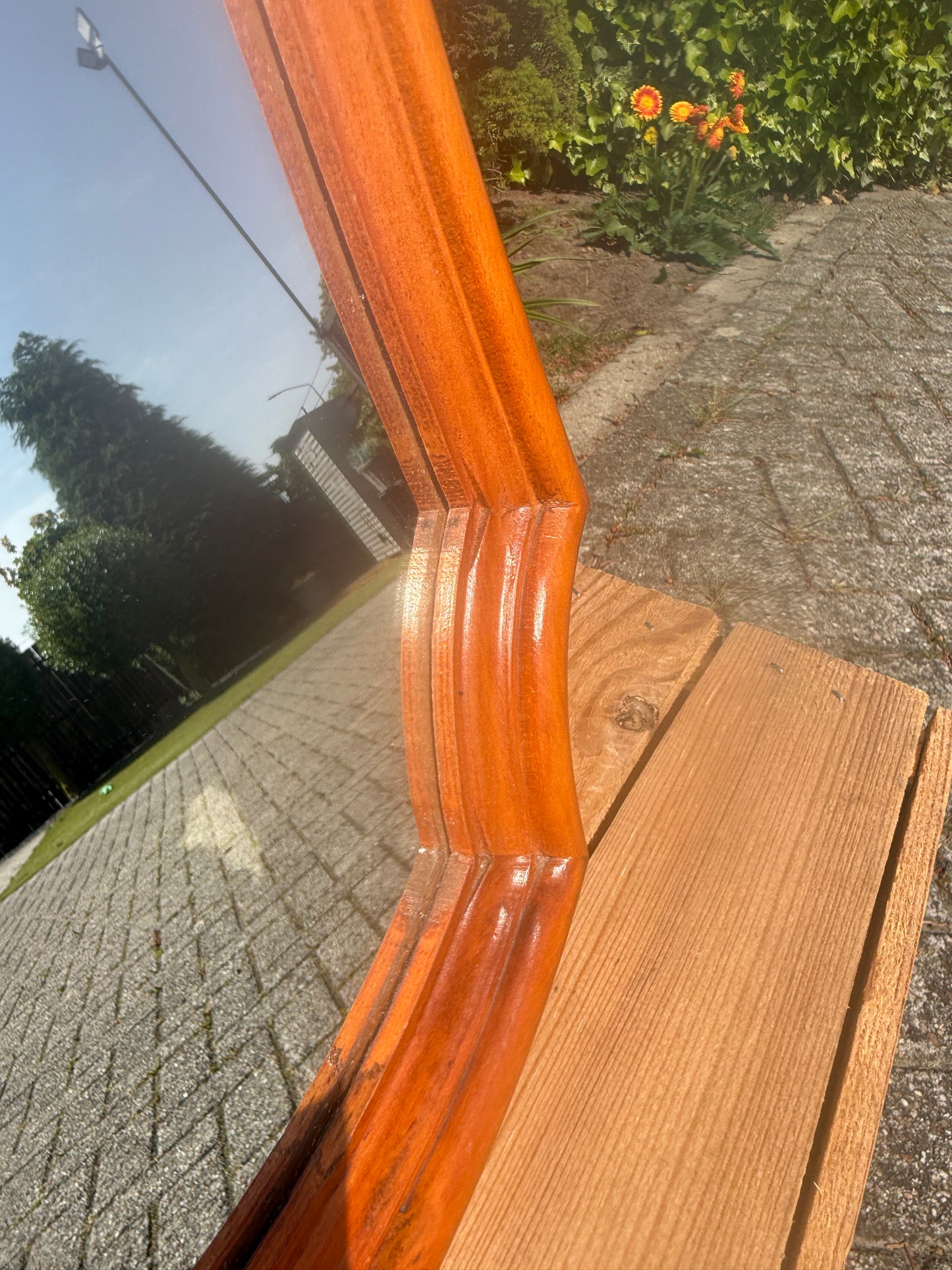 Vintage Houten Wandspiegel met Sierlijke Lijst