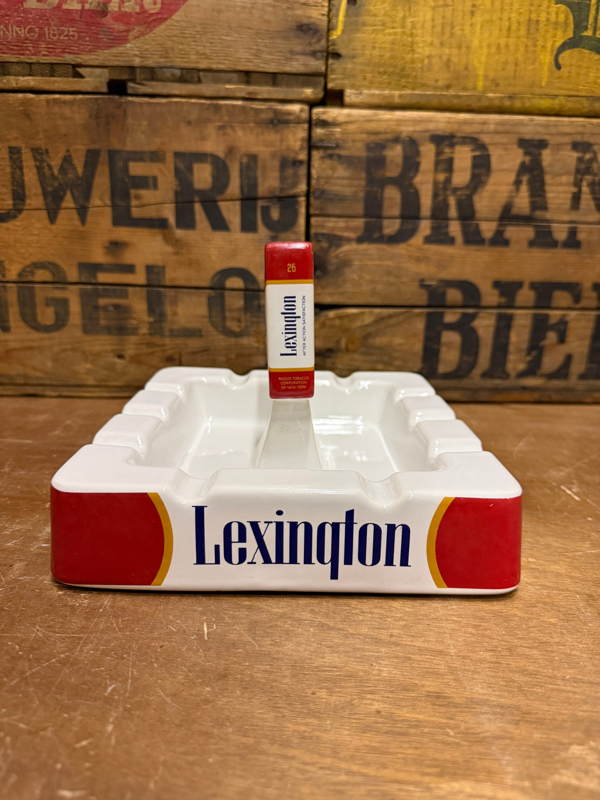 Vintage Lexington reclameasbak