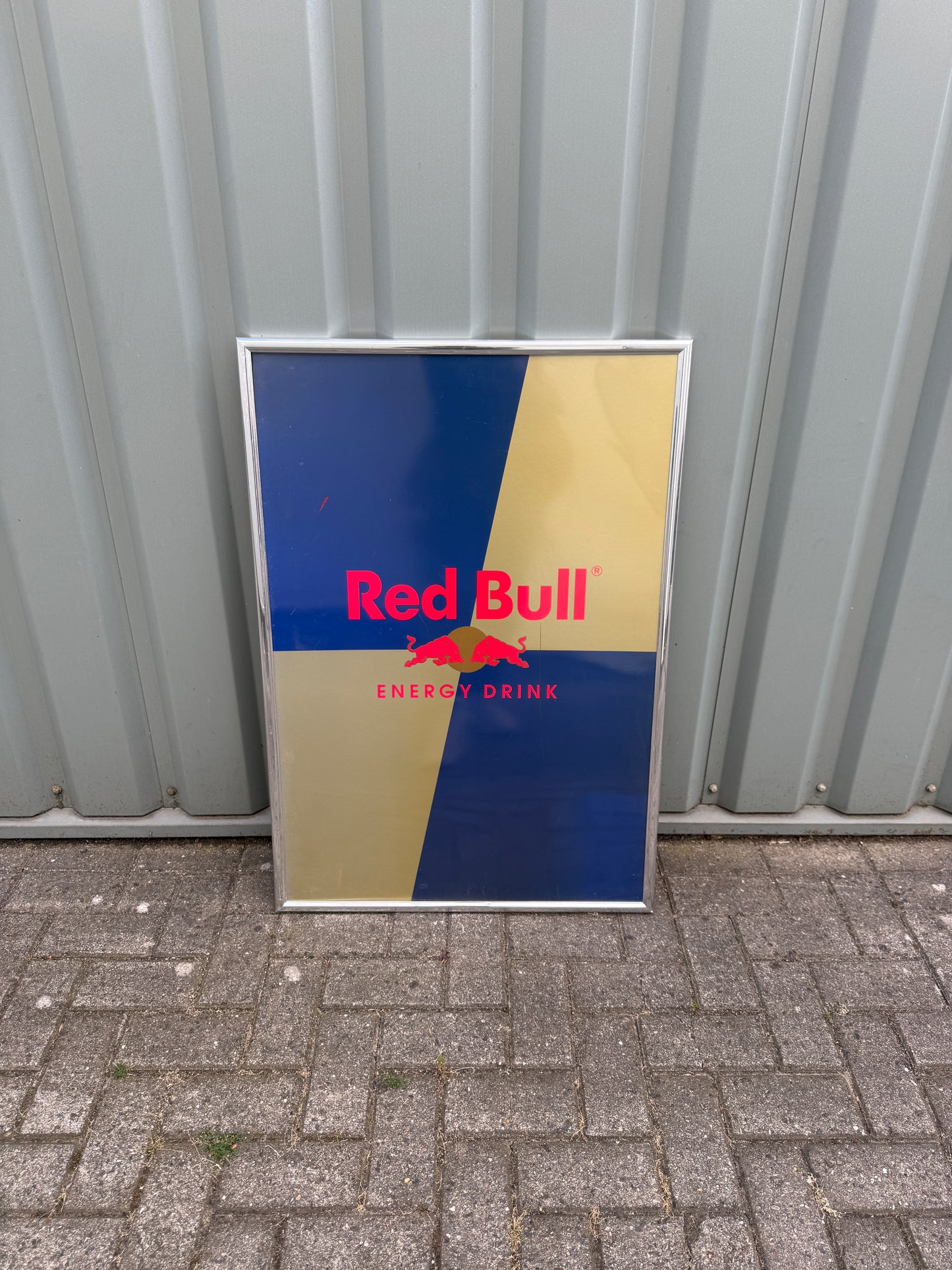 Originele vintage Red Bull poster in frame (100x70 cm)