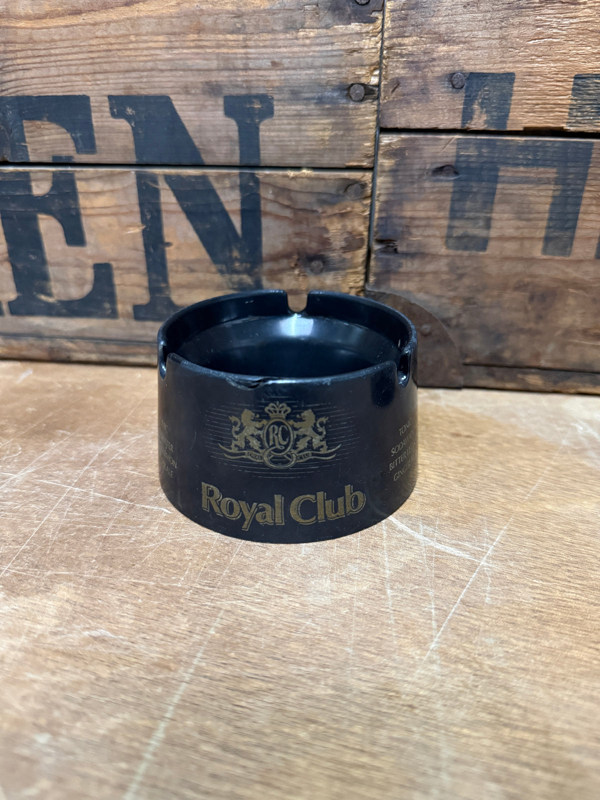 Vintage Royal Club Mebel P92 reclameasbakken
