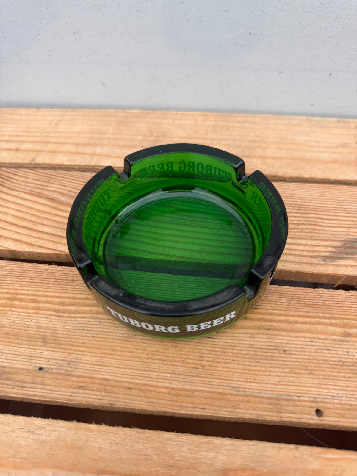 Tuborg Beer reclameasbak van groen glas
