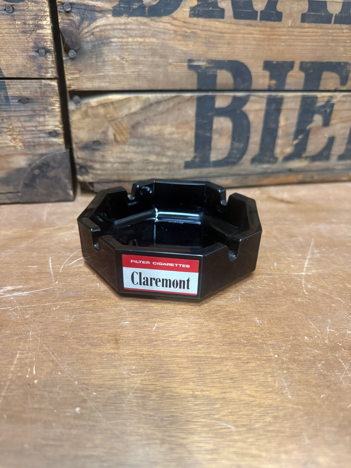 Claremont filter cigarettes reclameasbak