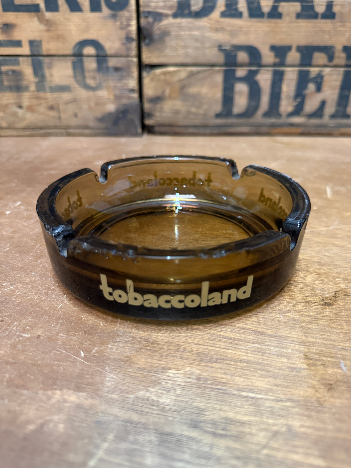 Tobacco Land reclameasbak