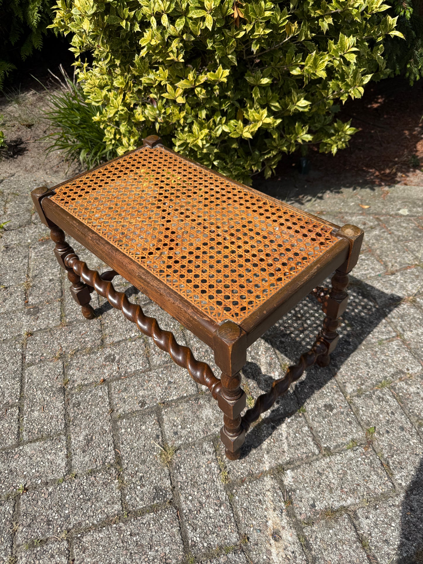 Vintage Houten Krukje met Webbing Zitting