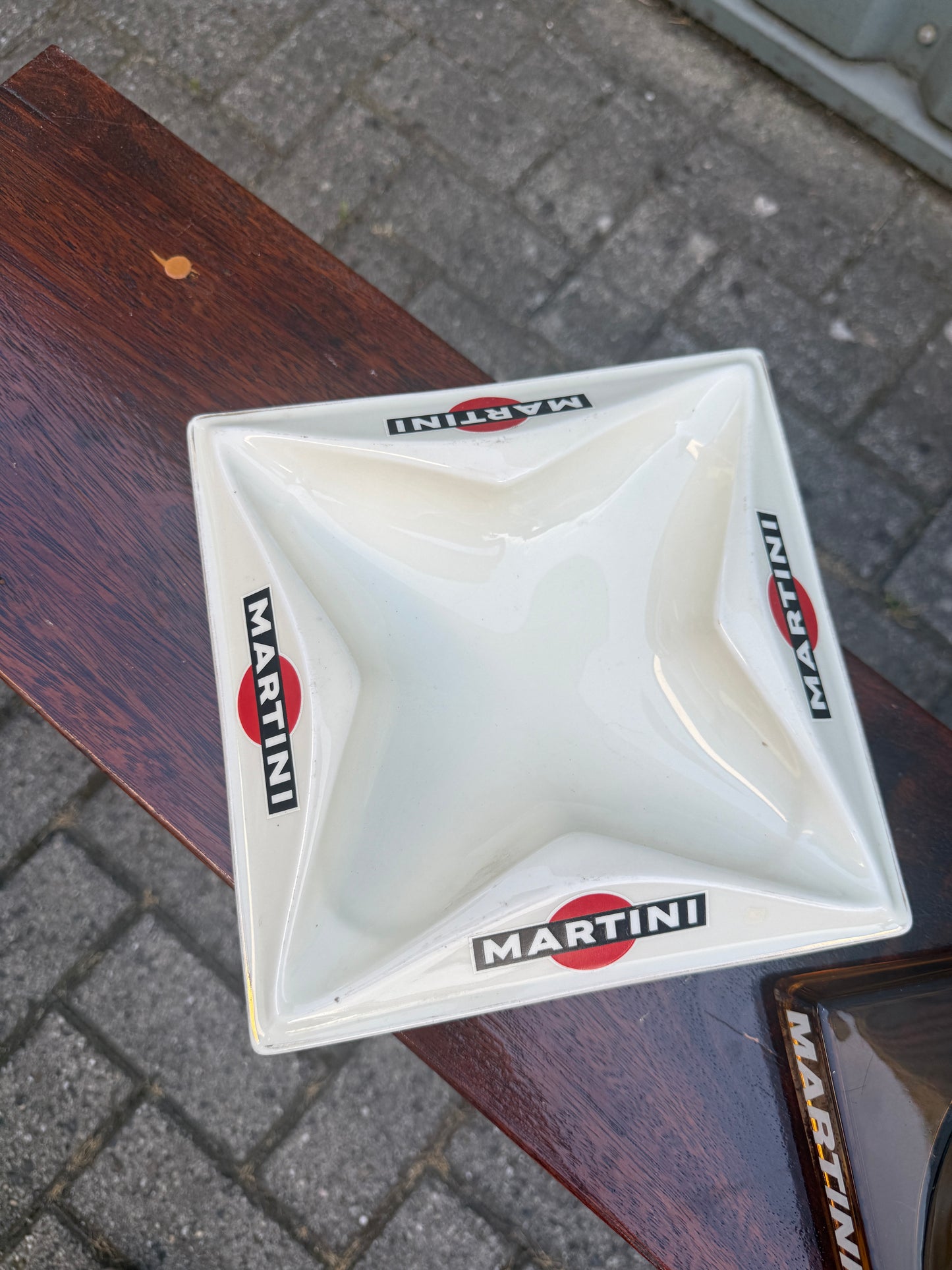 Martini asbakken groot