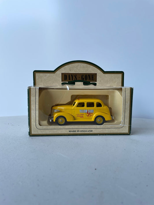 Lledo Diecast Model 1939 Chevrolet