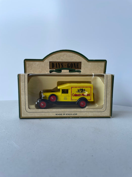 Lledo Model 1936 Packard Colmans Mustard