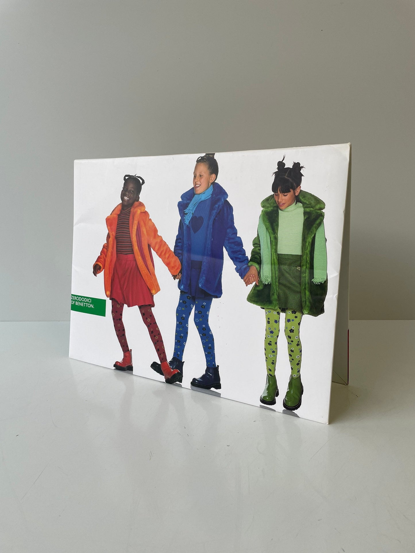 Vintage Benetton-winkeldisplay uit de jaren 90