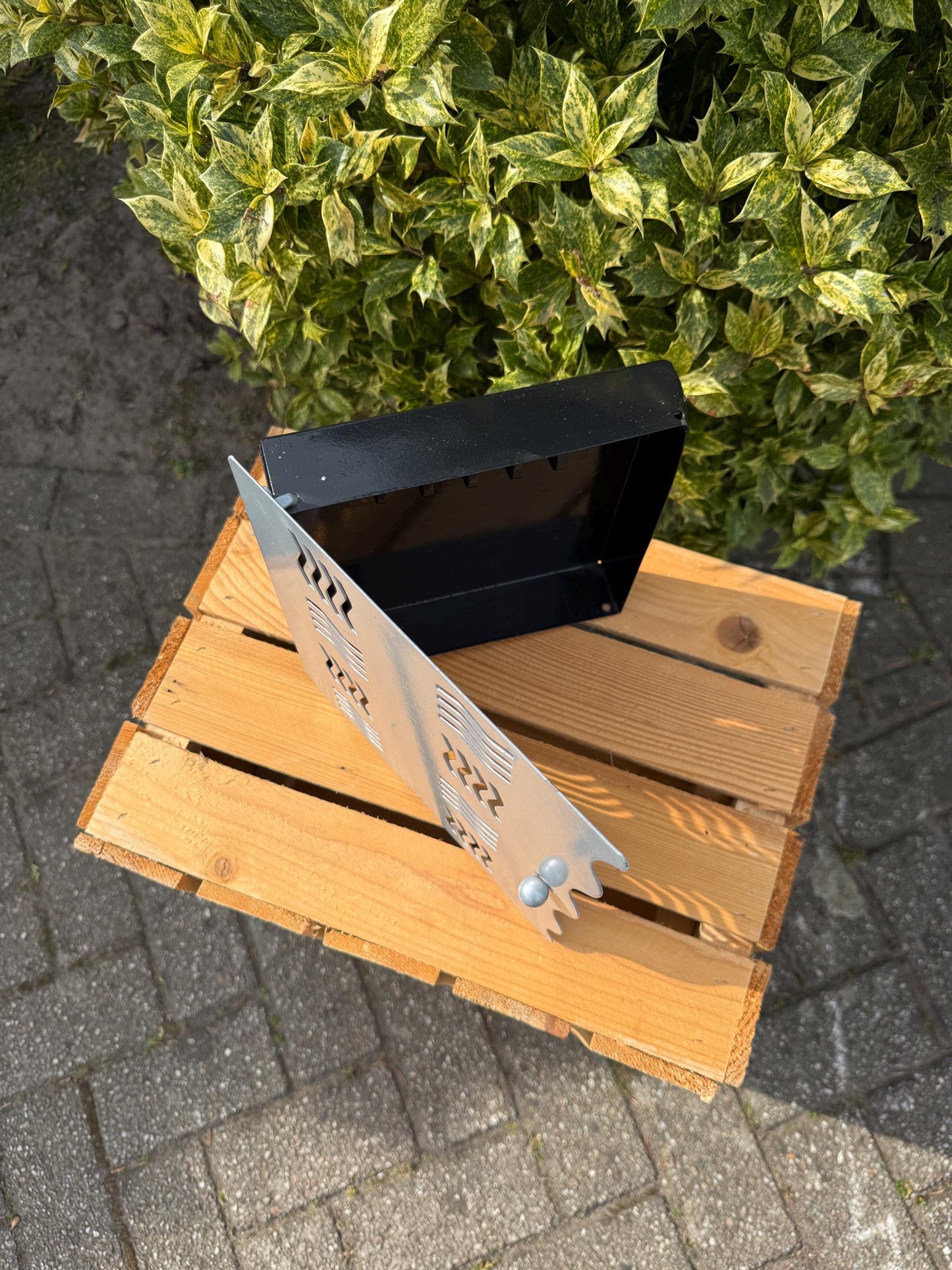 Postmodern Keys Cabinet, Vintage Wall Cabinet, Grey Metal Design, Wavy Pattern, Unique Interior Gift Idea, Nineties Space Age