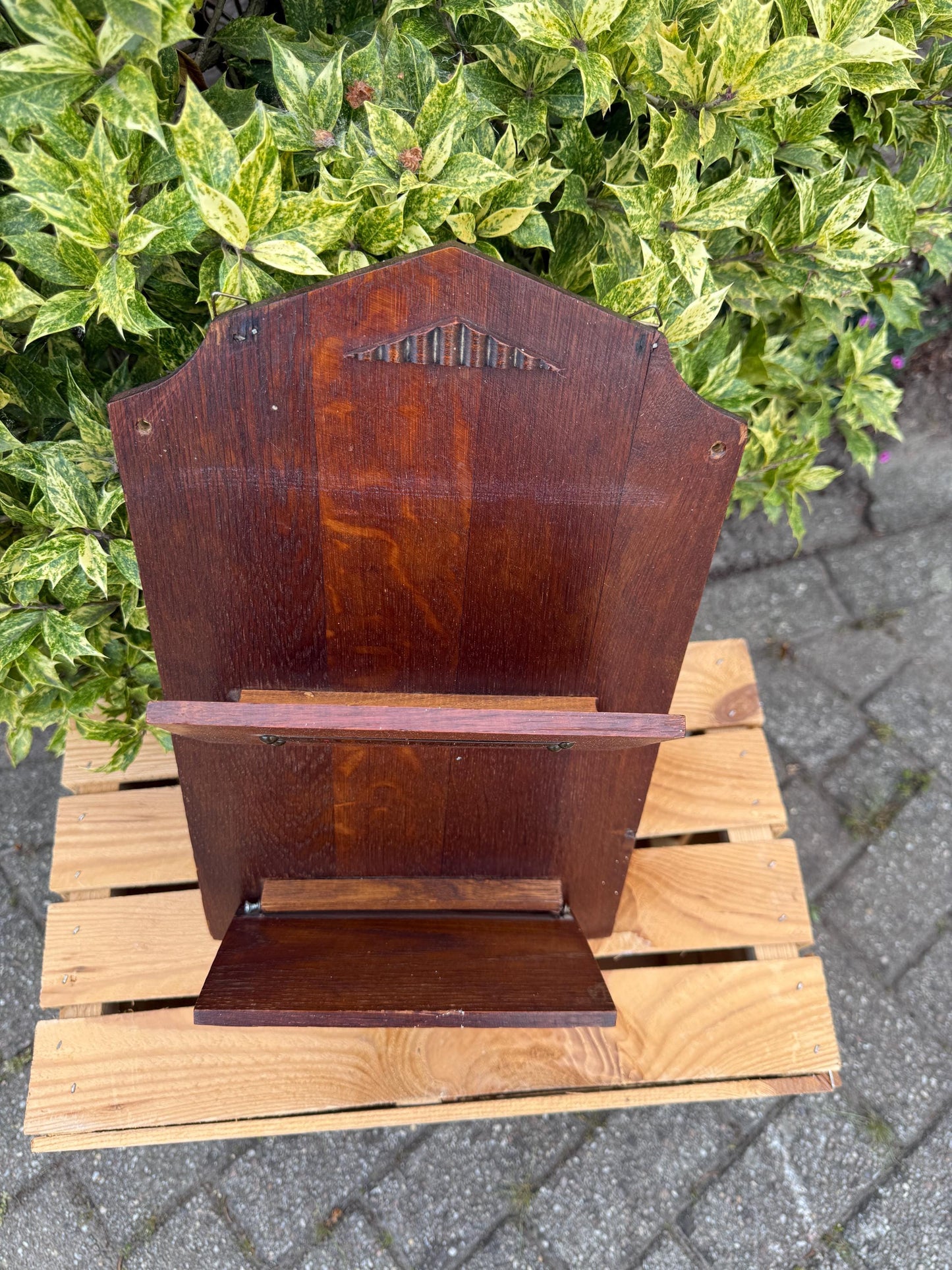 Vintage Wooden Art Deco Magazine and Newspaper Rack, Tijdschriften Couranten Holder, 1930s Dutch Deco Storage, Carved Wood Organizer