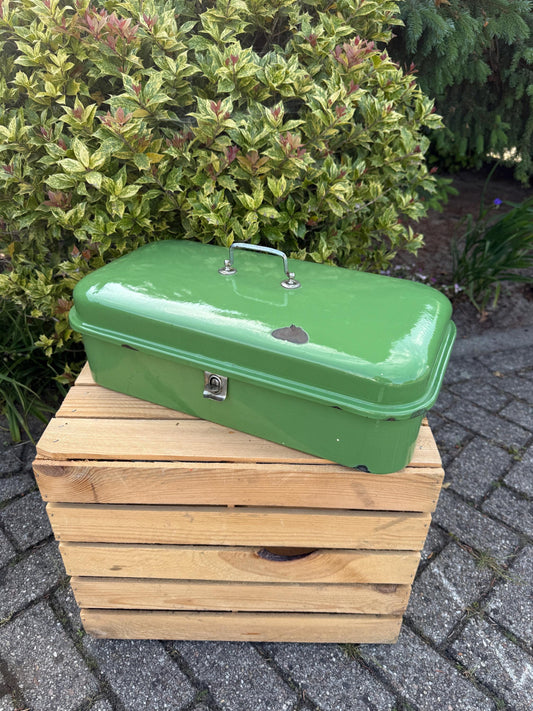 Vintage Enamel Bread Box With Patina, Fresh Green Color Storage Container, Farmhouse Style Decor, Mid Century Kitchenware, Interior Gift