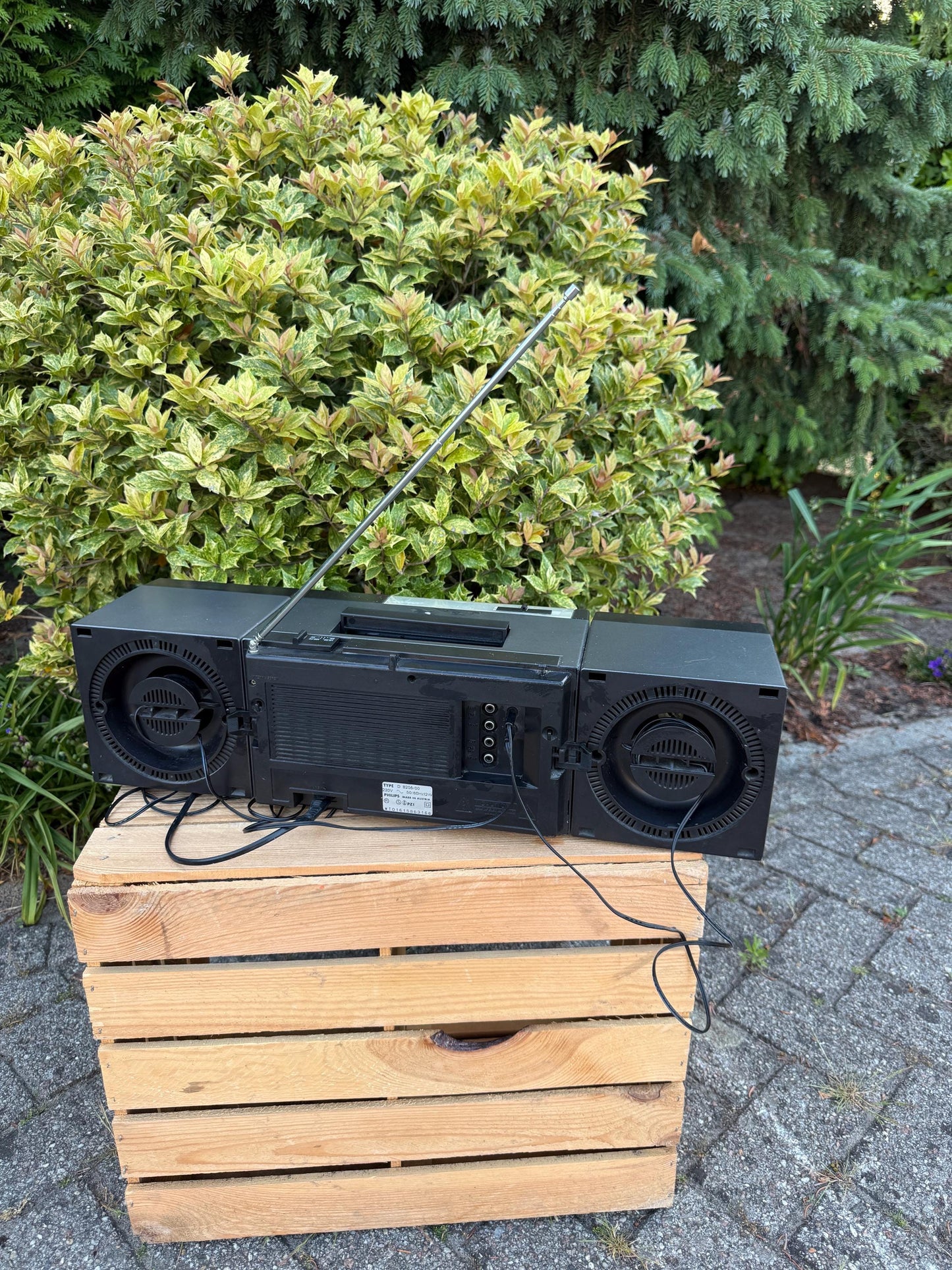 Vintage Philips Cubic Compo Radio, 1985 Austria Made, Black Chrome Design, Detachable Speakers, Cassette Not Working, Retro Audio Unit