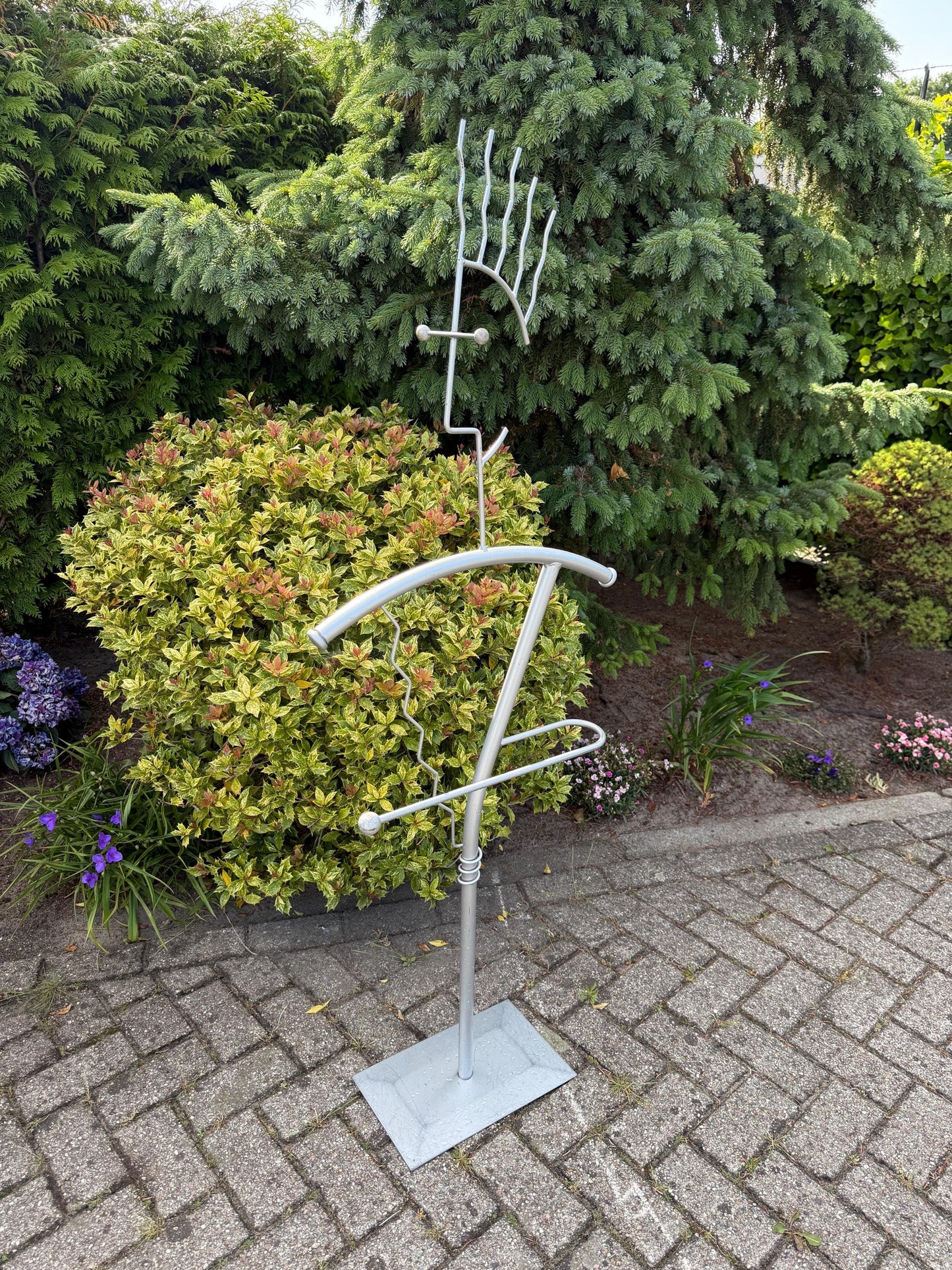 Vintage Memphis Style Dressboy, 1990s Postmodern Clothes Stand, Grey Metal Valet, Fido Dido Design, Sculptural Clothing Organizer