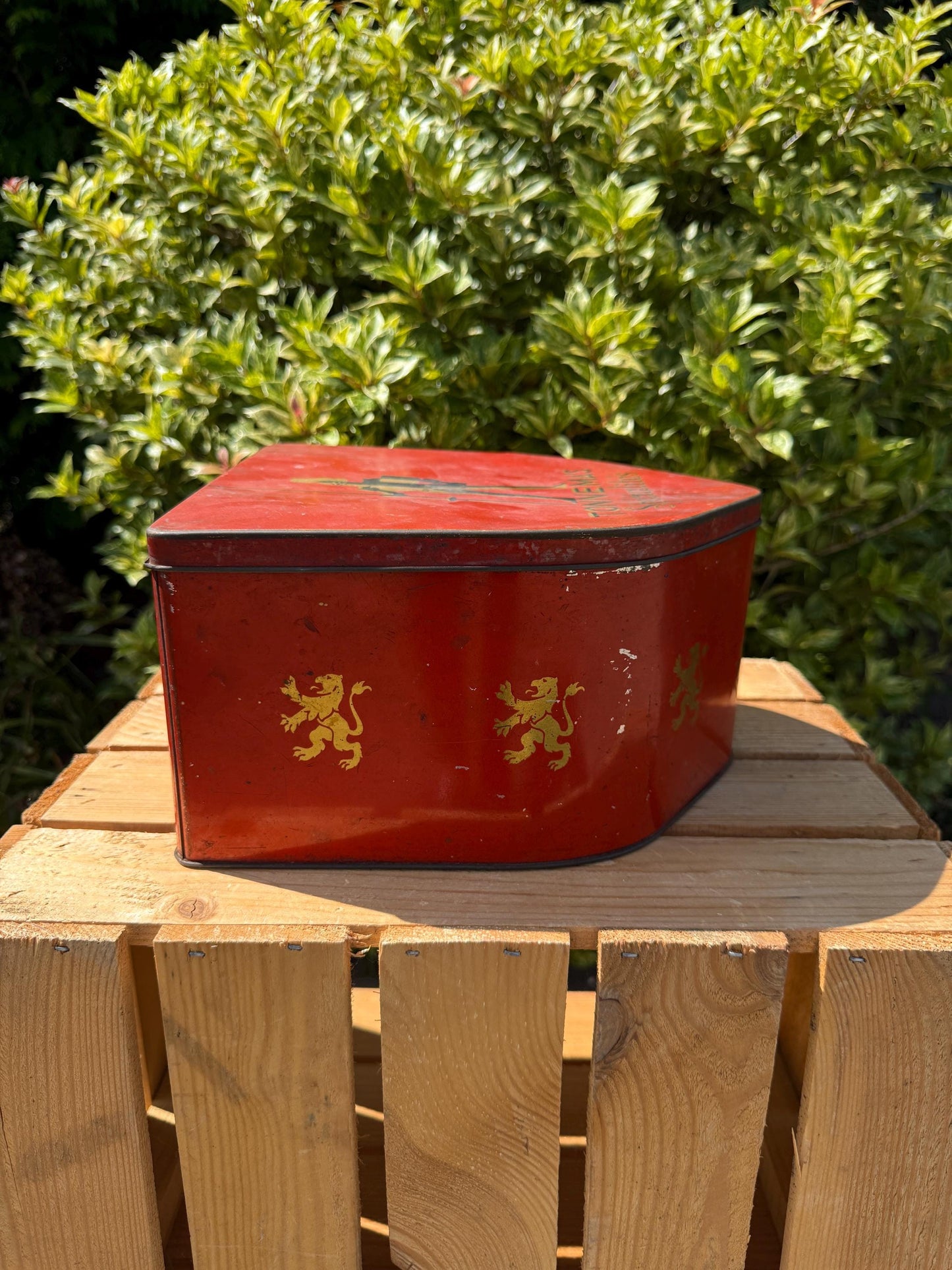 Vintage Tonnema Tin, King Pepermunt Advertising Box, Red Dutch Metal Container, Sneek Collectible Storage, Mid Century Packaging